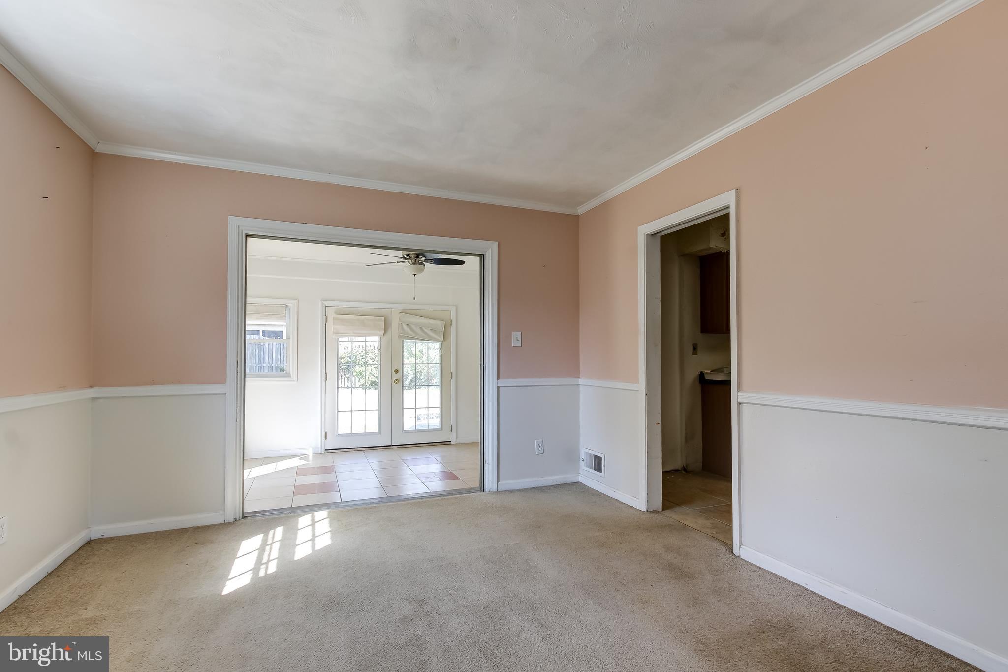 CONGRESSIONAL ACRES - Residential