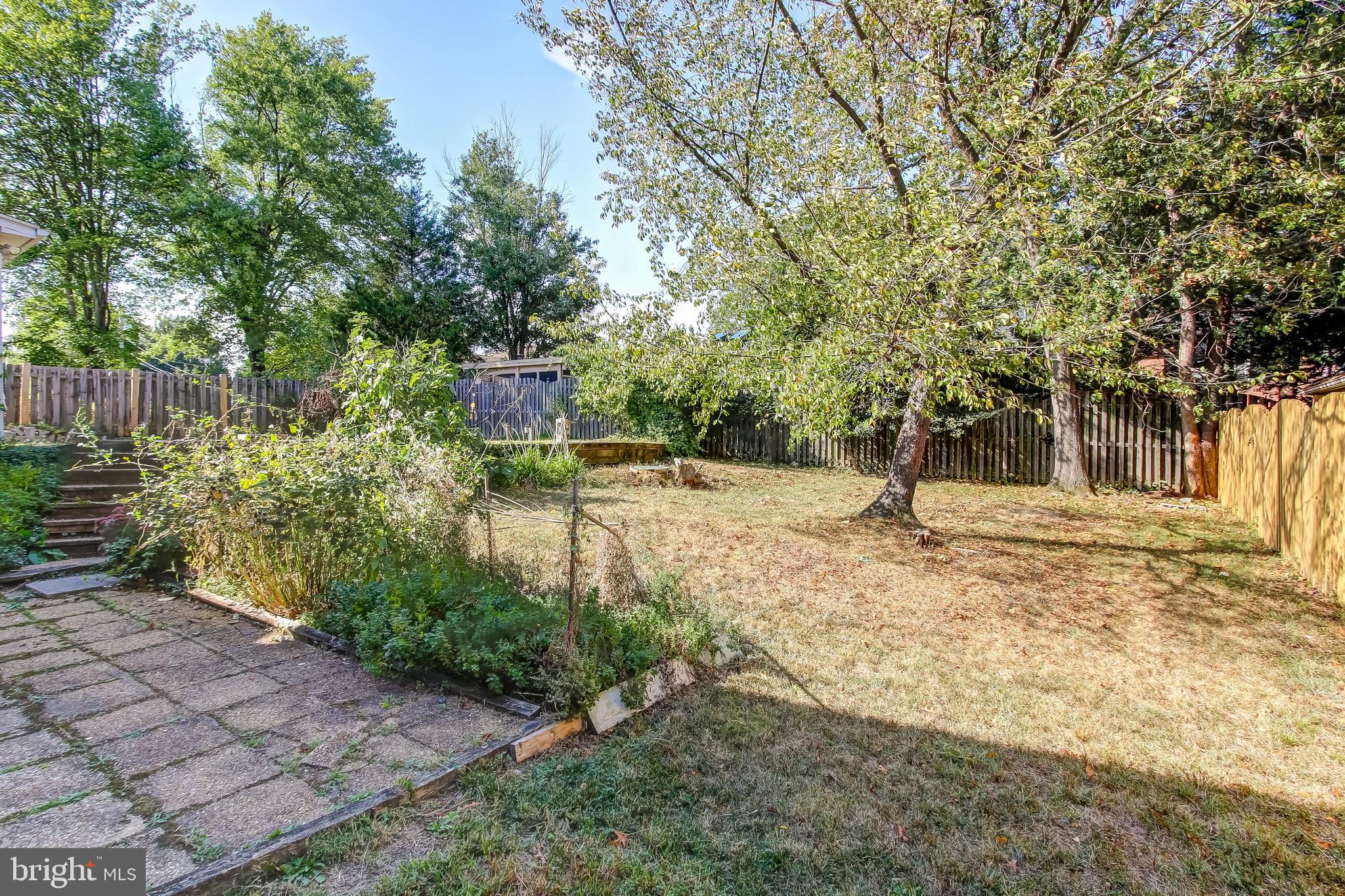 CONGRESSIONAL ACRES - Residential