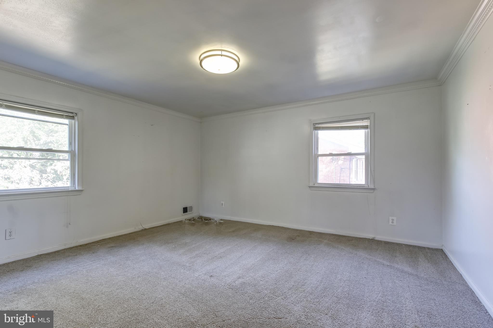 CONGRESSIONAL ACRES - Residential