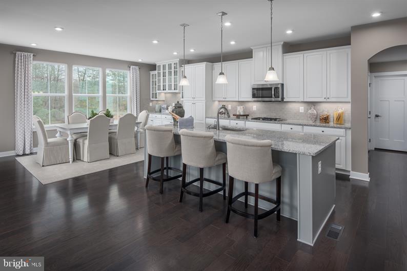 WOODRIDGE - Residential