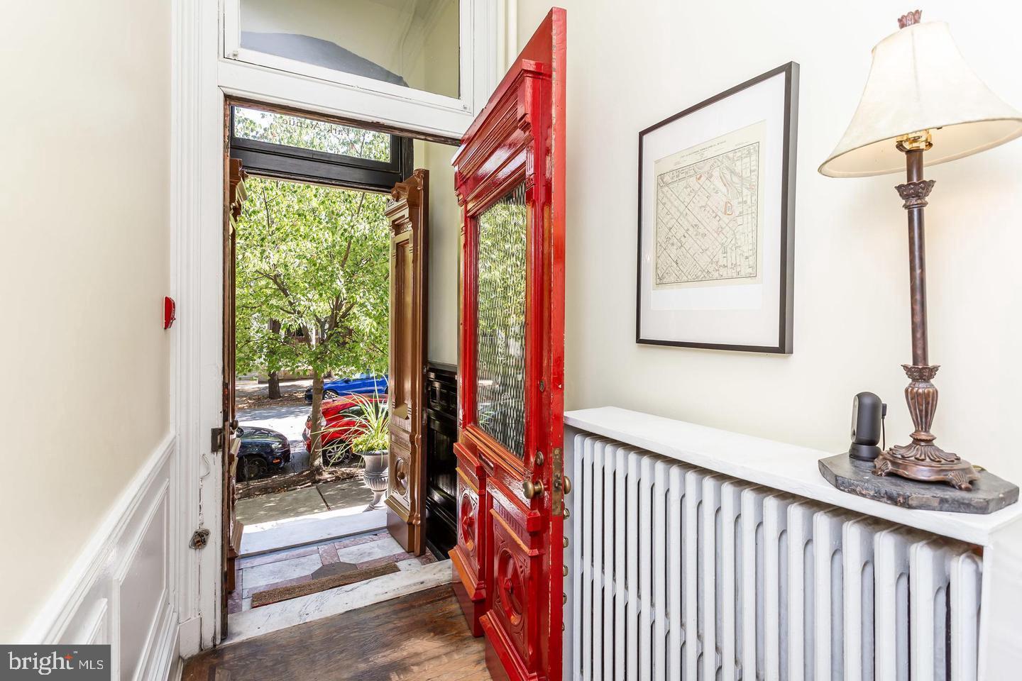 BOLTON HILL HISTORIC DISTRICT - Residential Lease