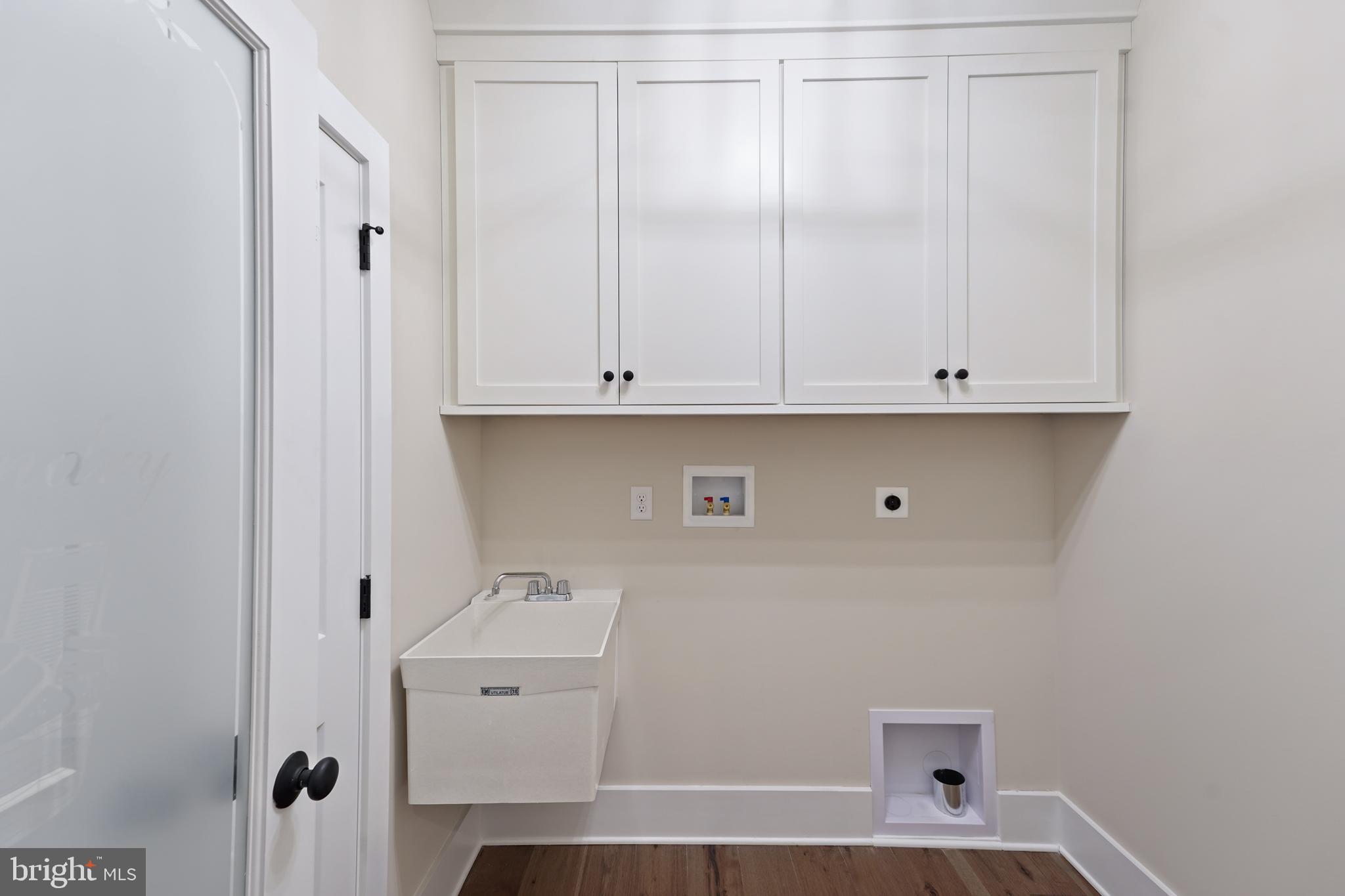 SAWMILL COURT - Residential