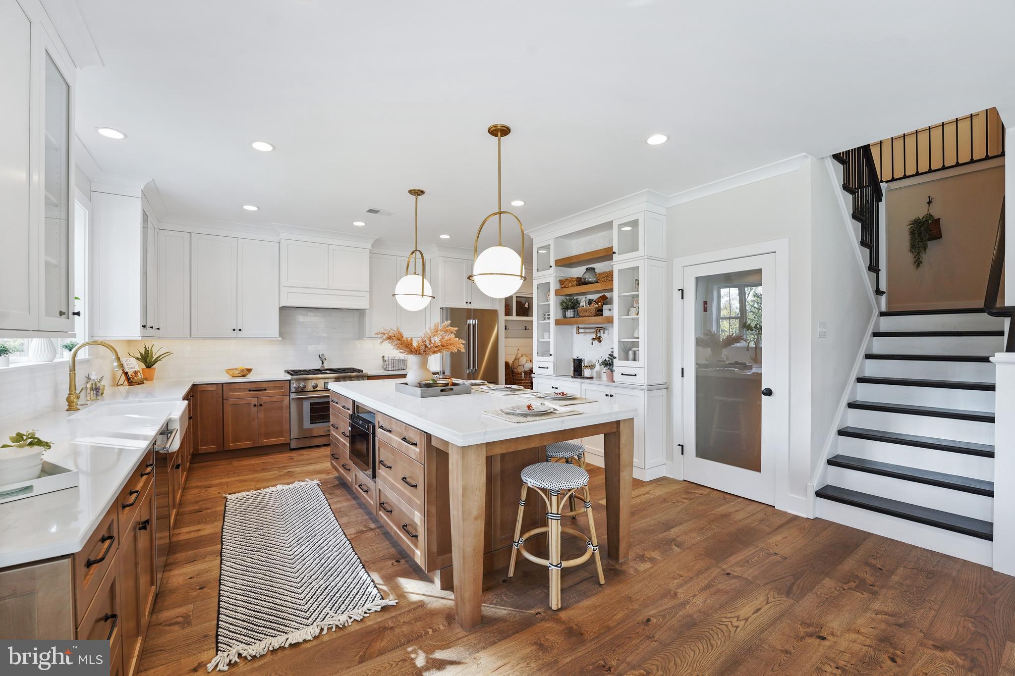 SAWMILL COURT - Residential