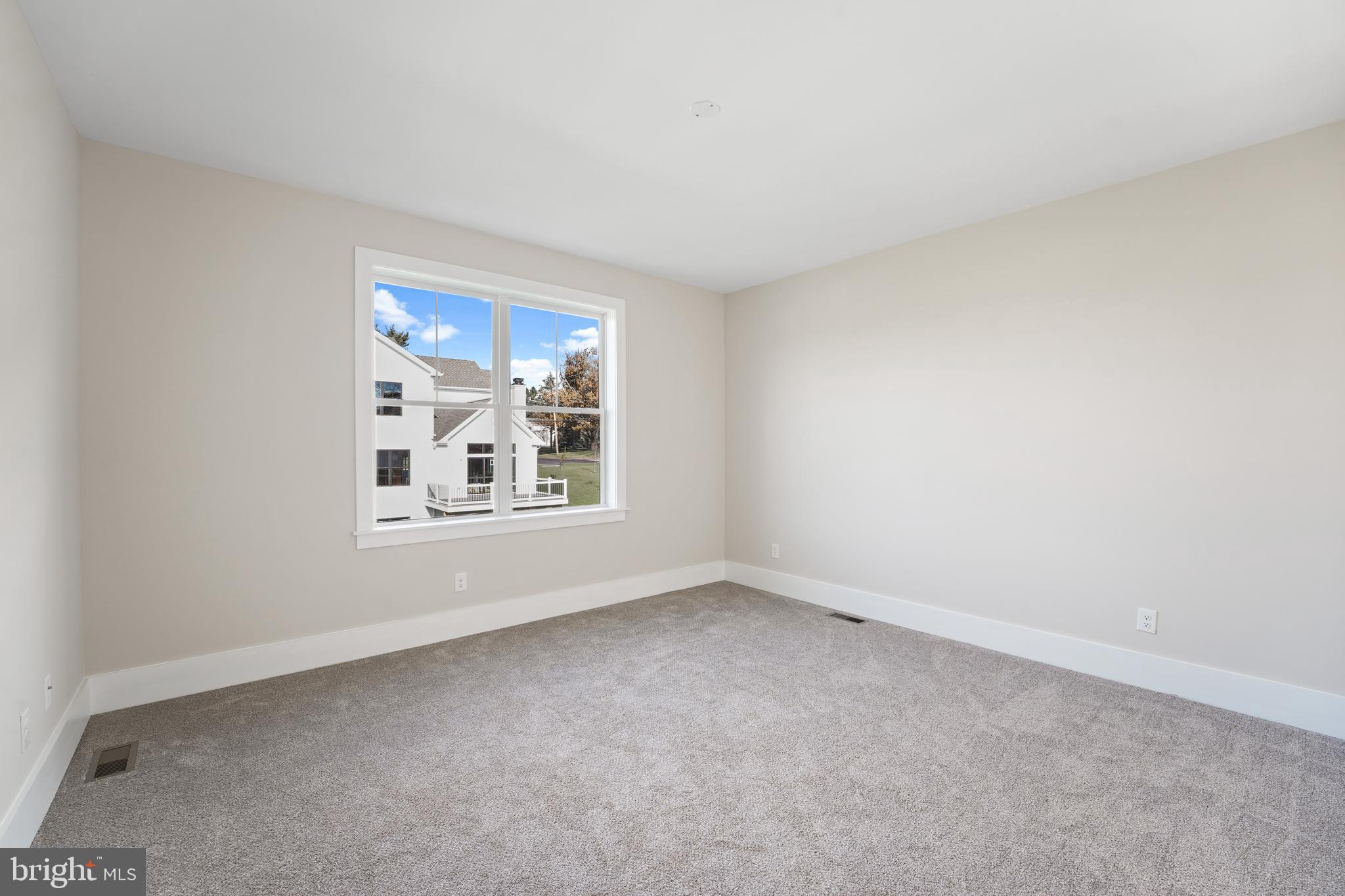 SAWMILL COURT - Residential