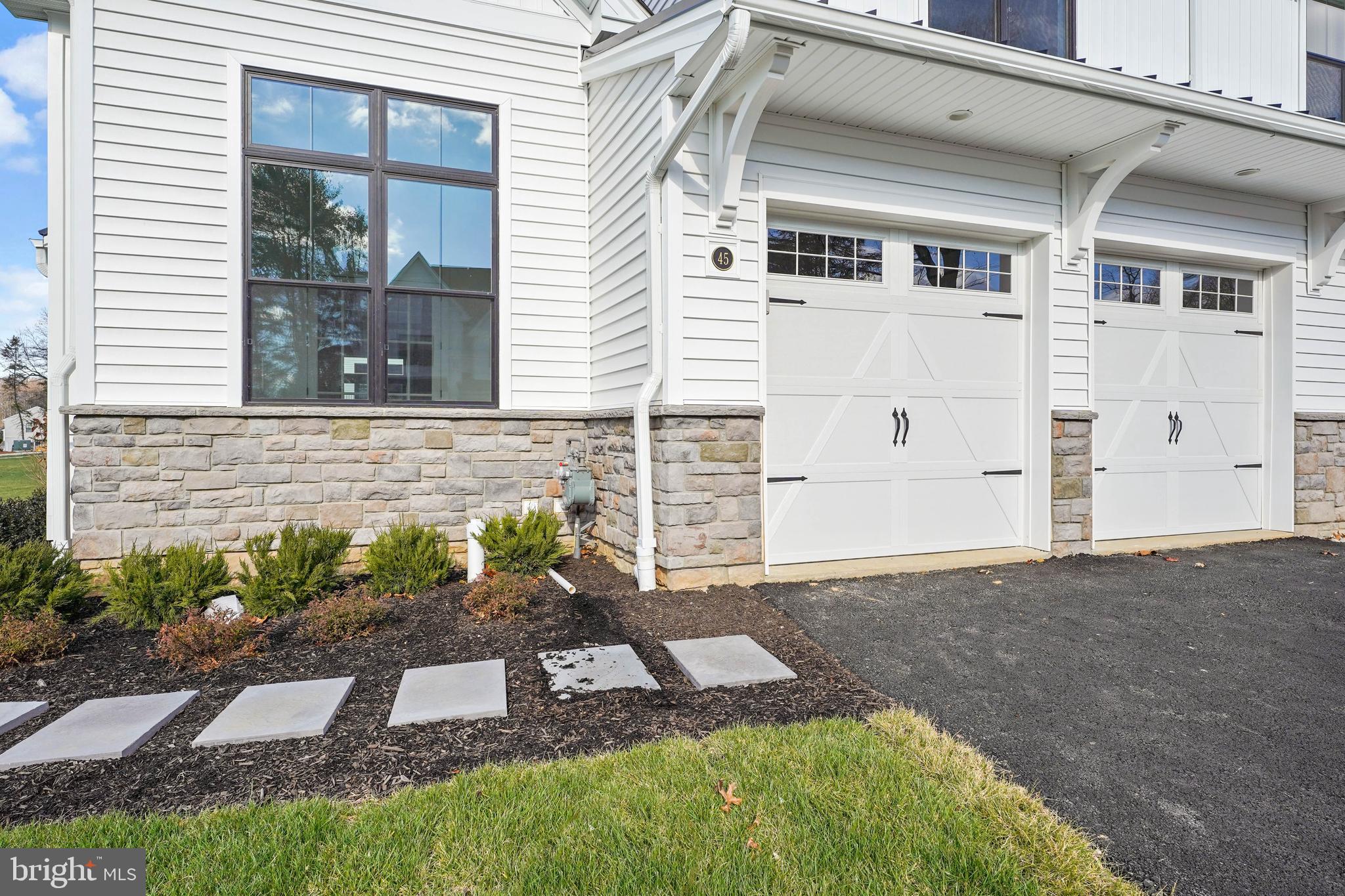 SAWMILL COURT - Residential