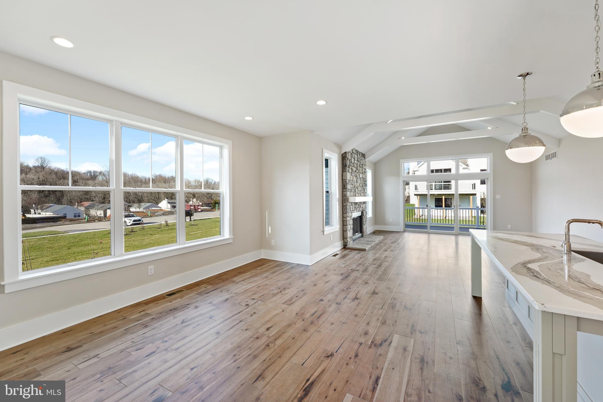 SAWMILL COURT - Residential