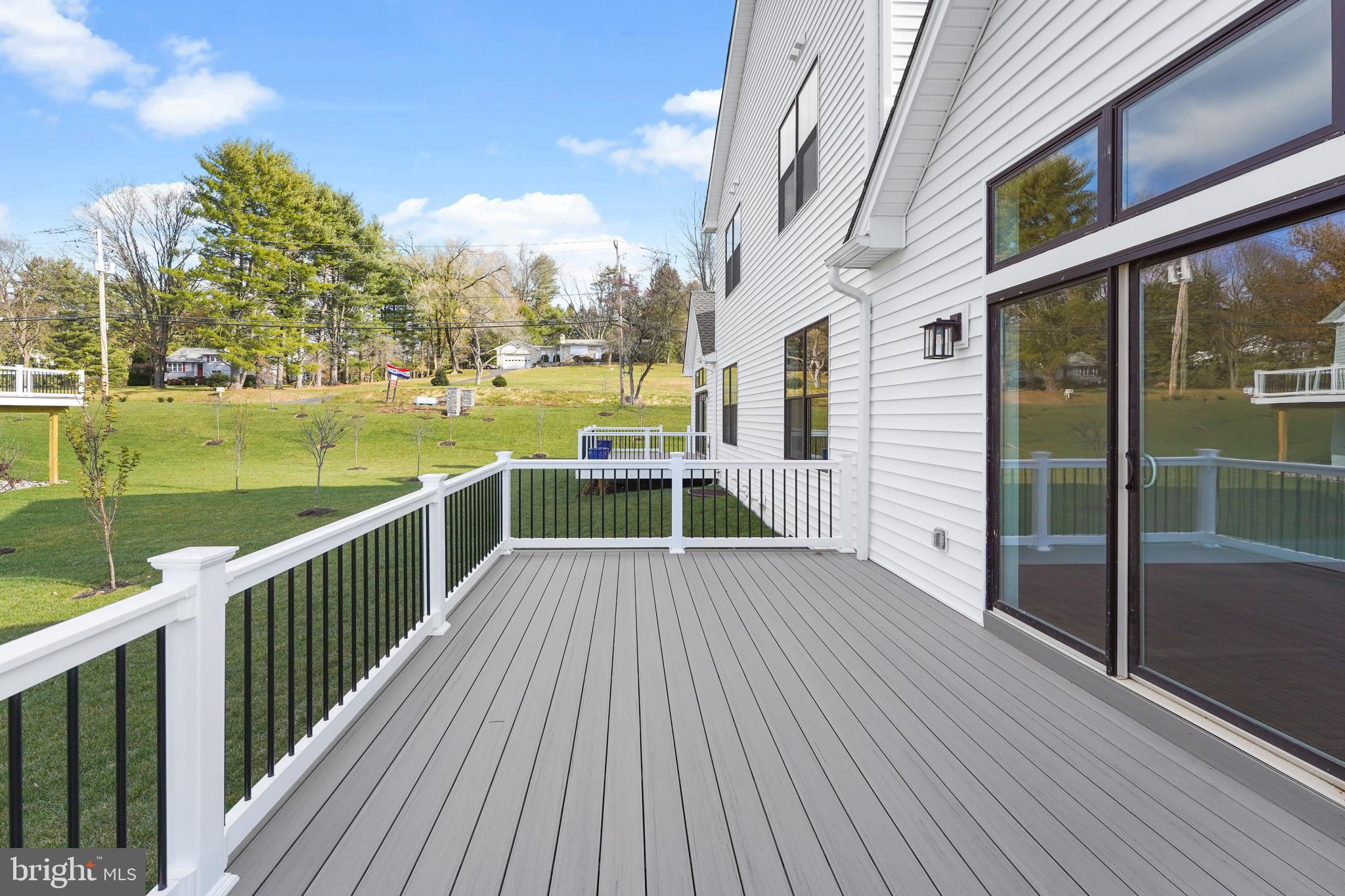 SAWMILL COURT - Residential