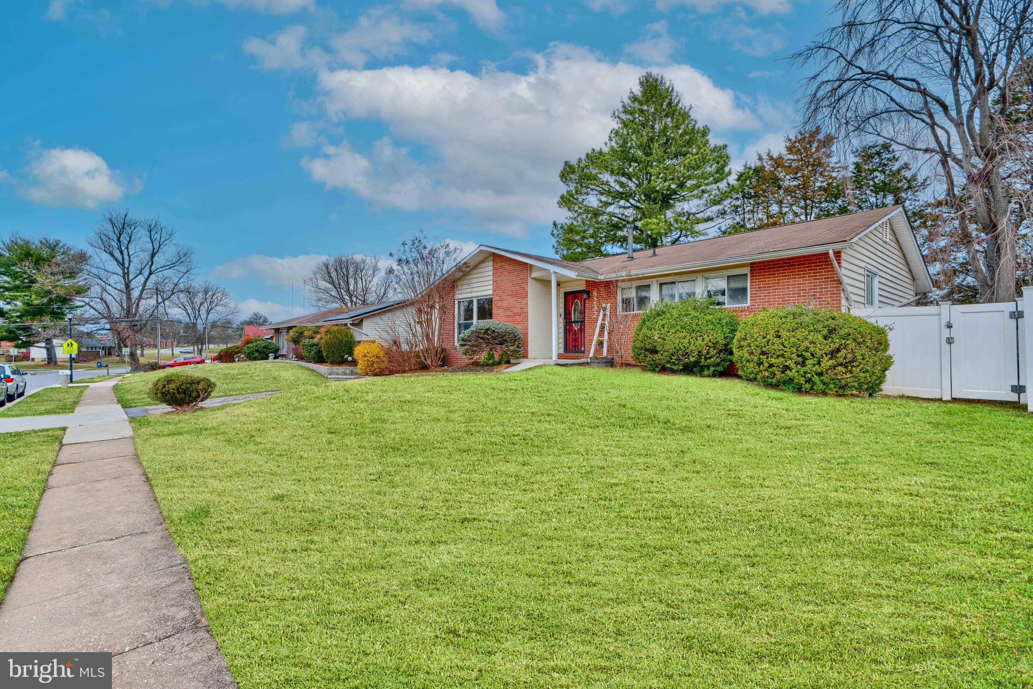 LAYDON PARK - Residential