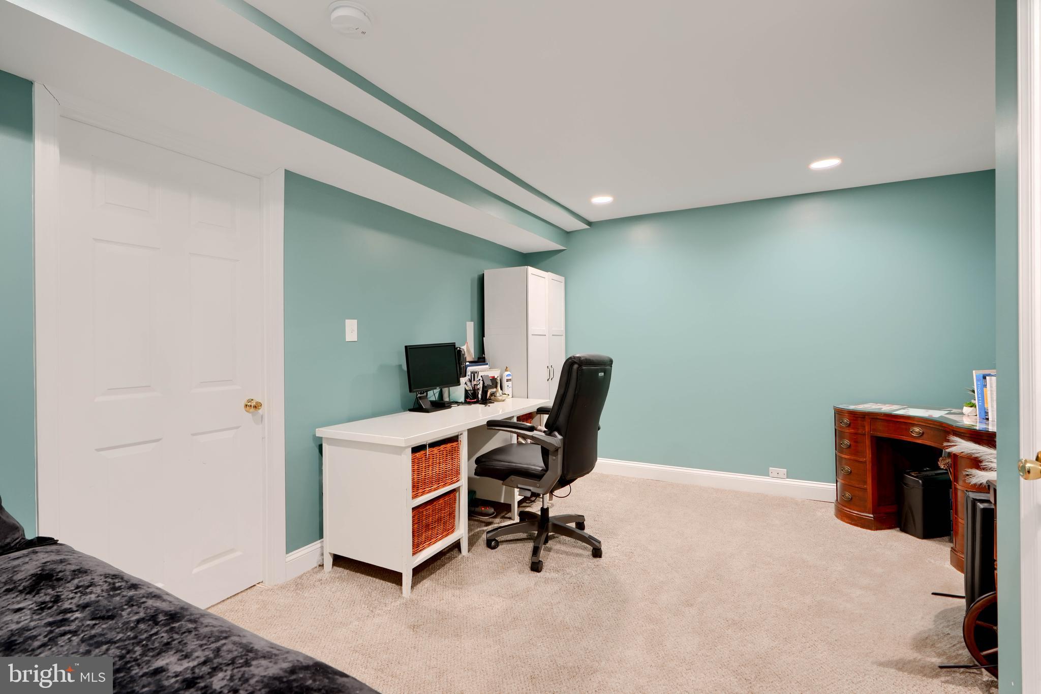 LAYDON PARK - Residential