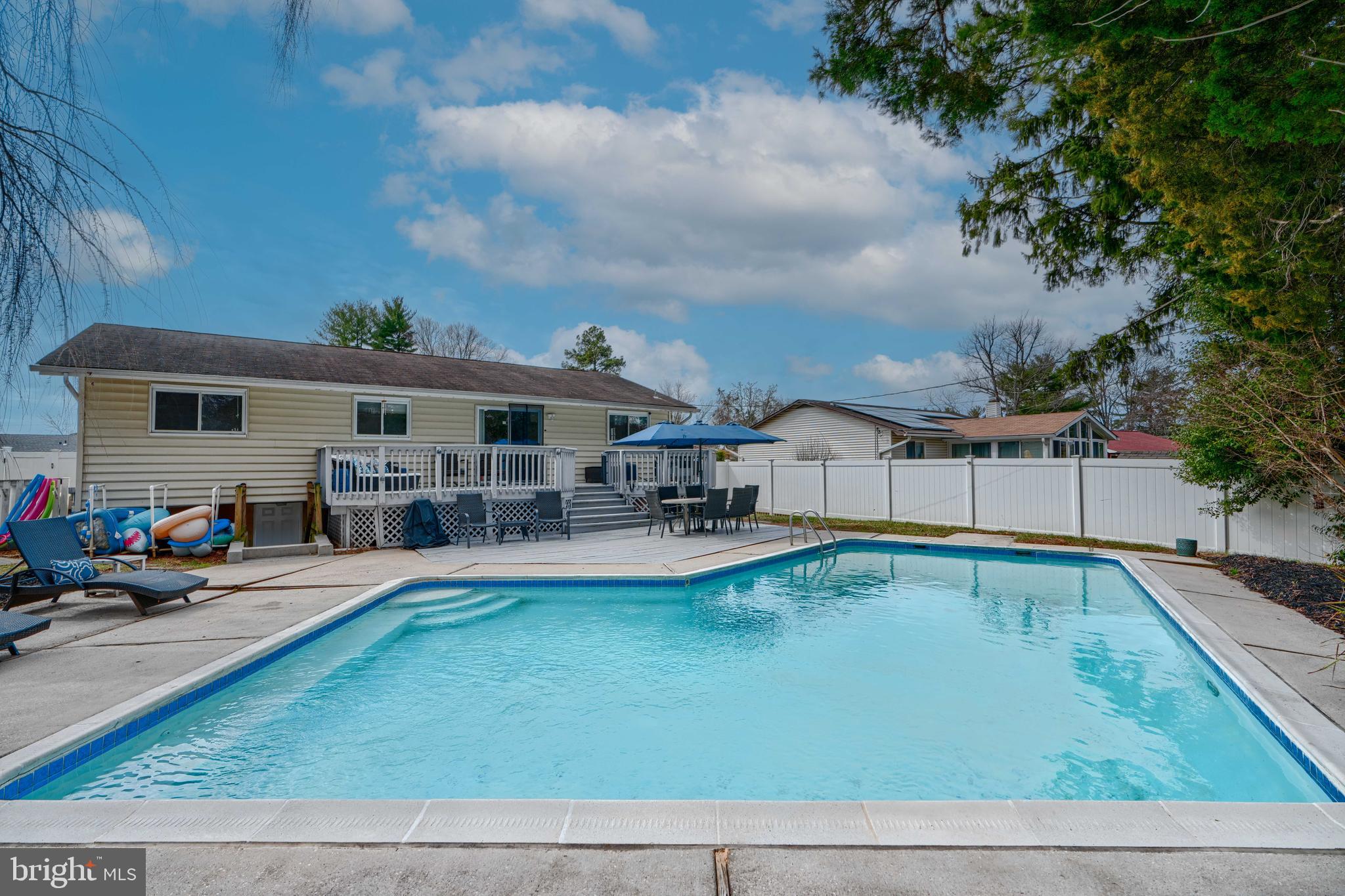 LAYDON PARK - Residential