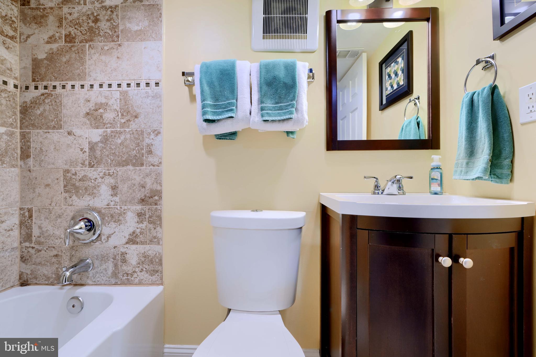 LAYDON PARK - Residential