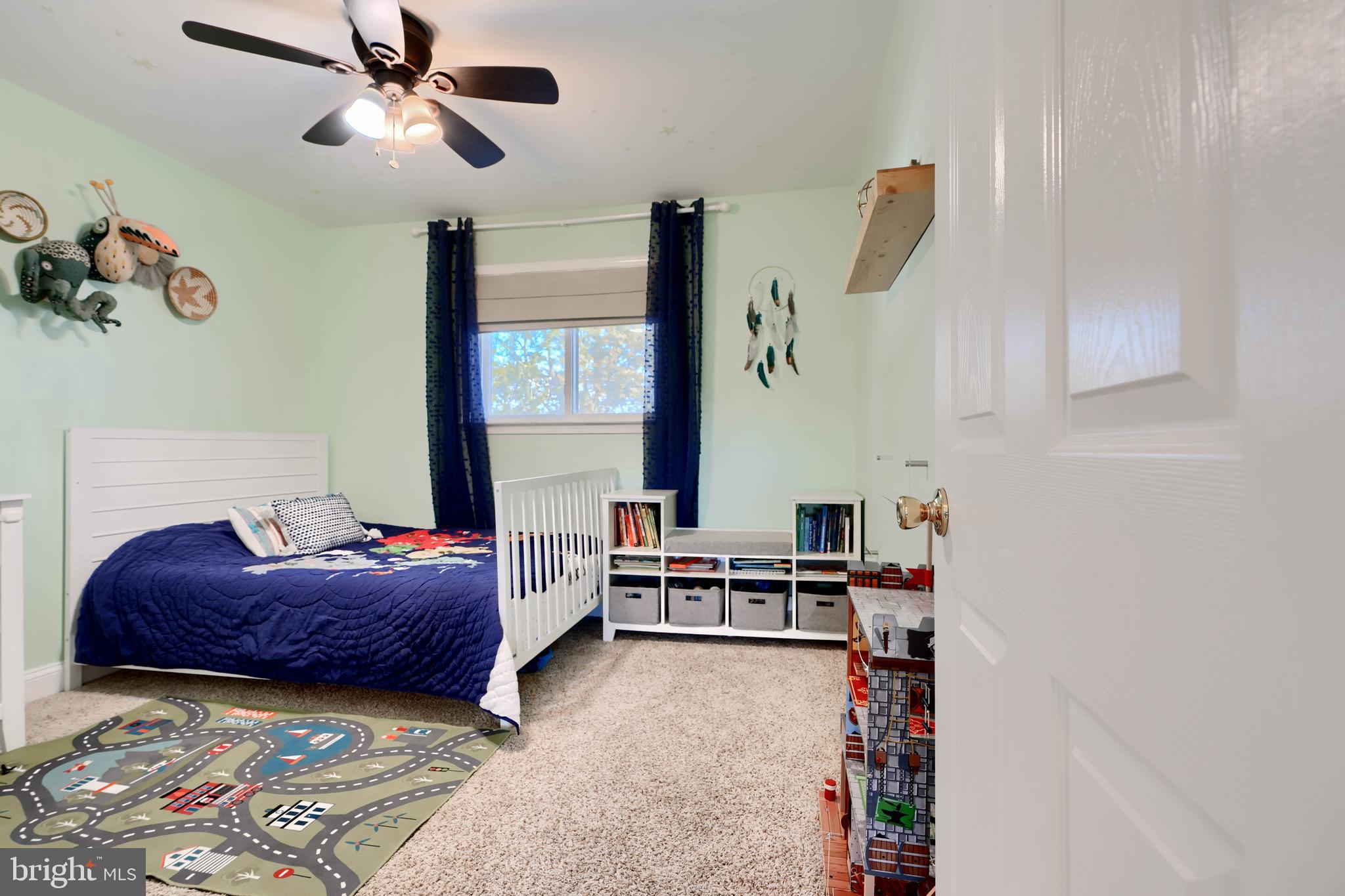 LAYDON PARK - Residential