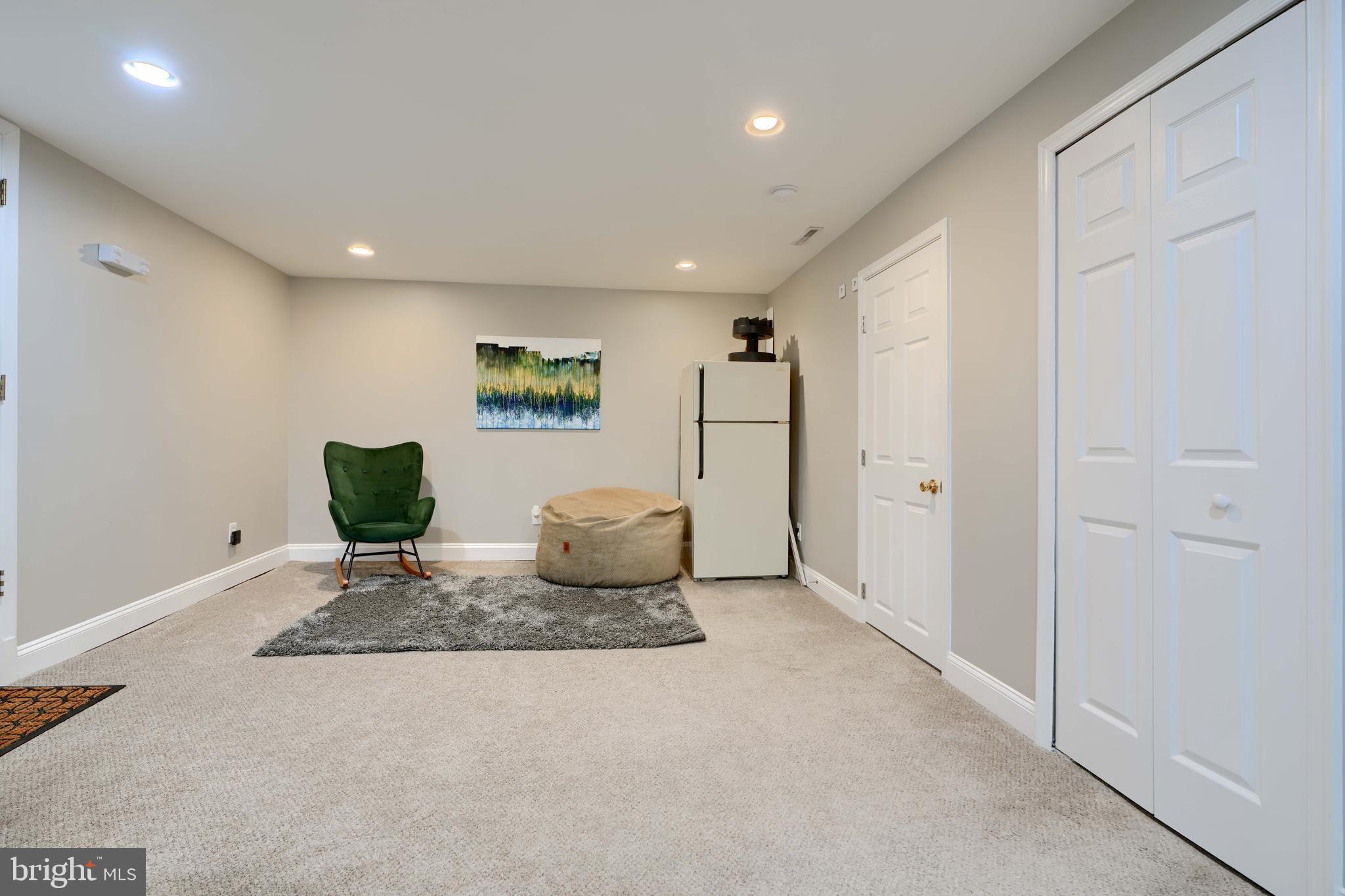 LAYDON PARK - Residential