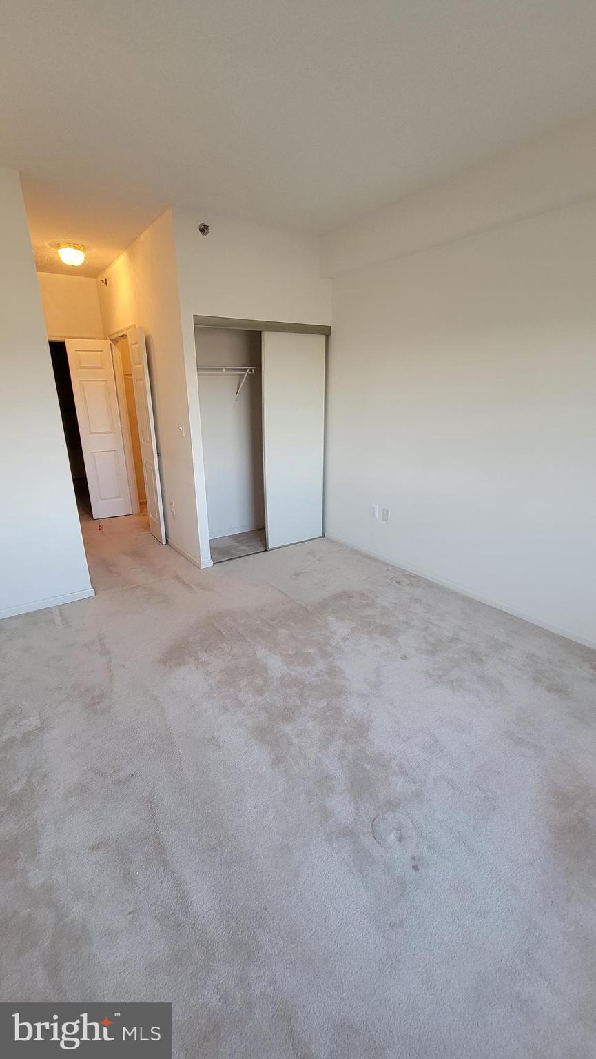 VANTAGE POINT WEST AT LW - Residential