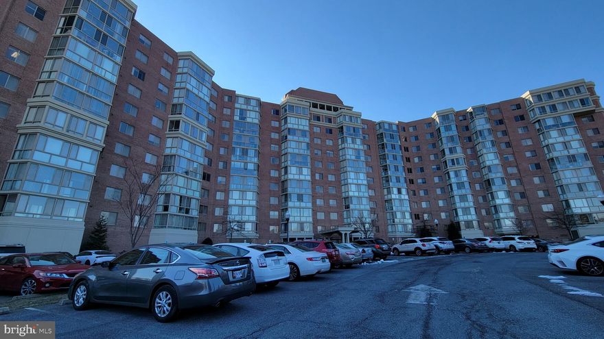 Contract Fell Through! 
                          Great Value!! 55+ Gated Community. 1 BR 1-1/2 BA "A" MODEL. TABLE SPACE KITCHEN , SEPARATE DINING ROOM MAKES A GREAT DEN OR OFFICE. LARGE LIVING ROOM PLUS  SPACIOUS ENCLOSED BALCONY. MASTER BR FEATURES WALKIN CLOSET AND 2ND CLOSET W BUILTIN. FULLY APPOINTED MASTER BATH PLUS CONVENIENT GUEST POWDER ROOM. WASHER AND DRYER ARE IN UNIT!
 **This senior community offers so many amenities including community indoor and outdoor pools, club houses, gym, trails, golf, tennis, gardening, and many clubs and groups with diverse activities to join in as a resident.
One Time Move in Fee 0f $250          Storage unit is L3-173

The purchaser(s) agree to pay Leisure World of Maryland Corp. at the time of settlement the
following fees: $350.00 Membership Transfer Fee. 3% of the Gross Sales Price or $500.00
(whichever is greater) as contribution to the Resale Improvement Fund.