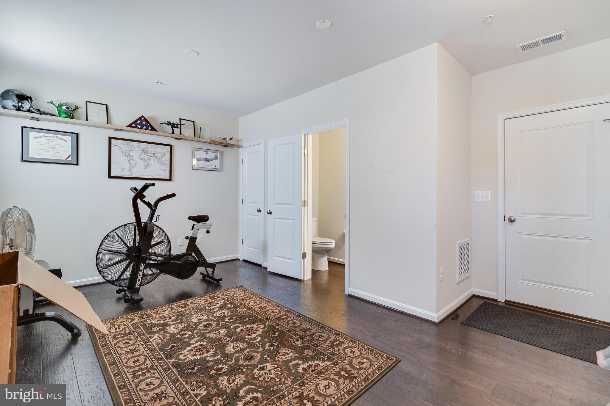 THE VILLAGES OF STEEPLECHASE - Residential