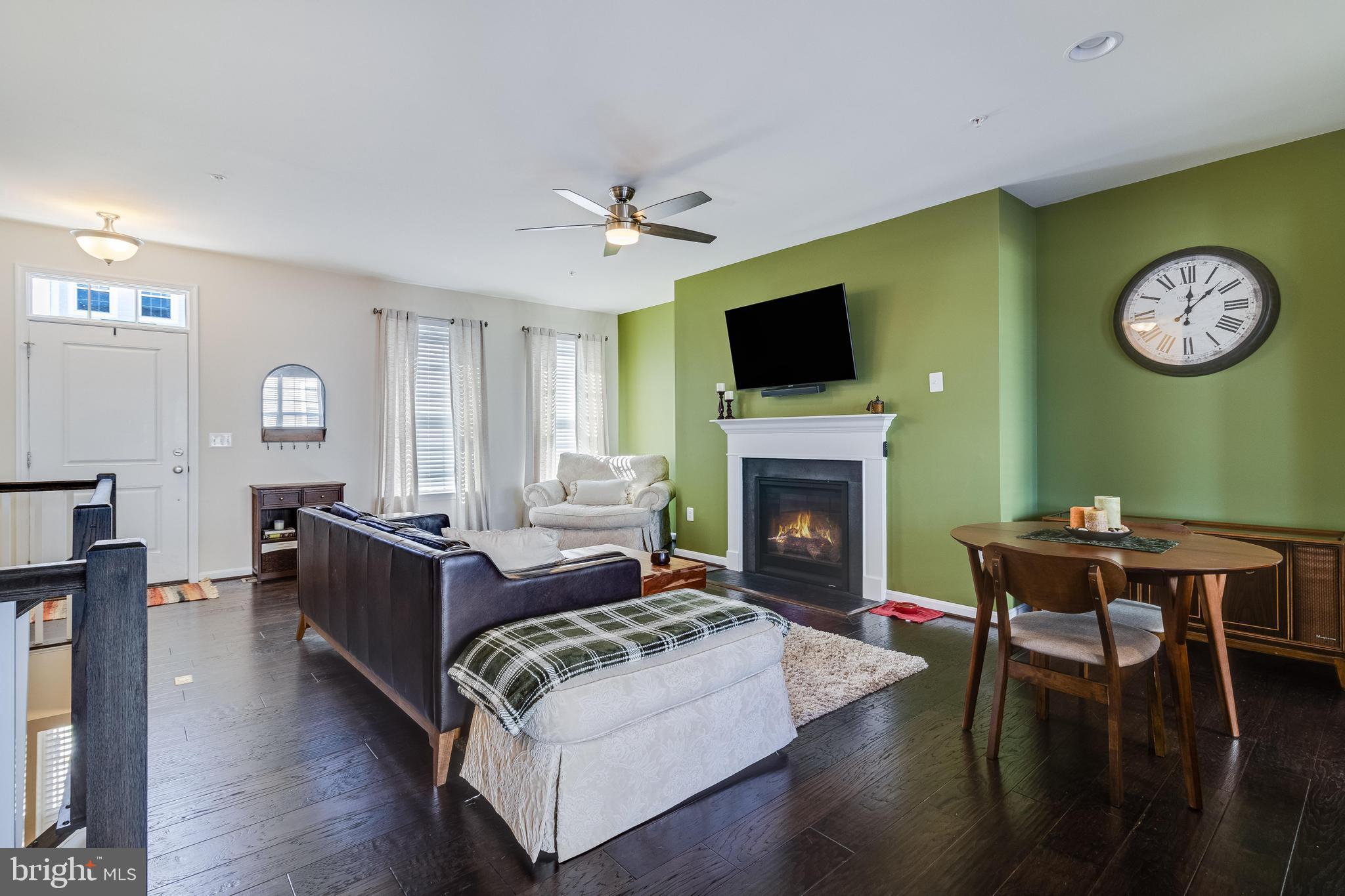 THE VILLAGES OF STEEPLECHASE - Residential