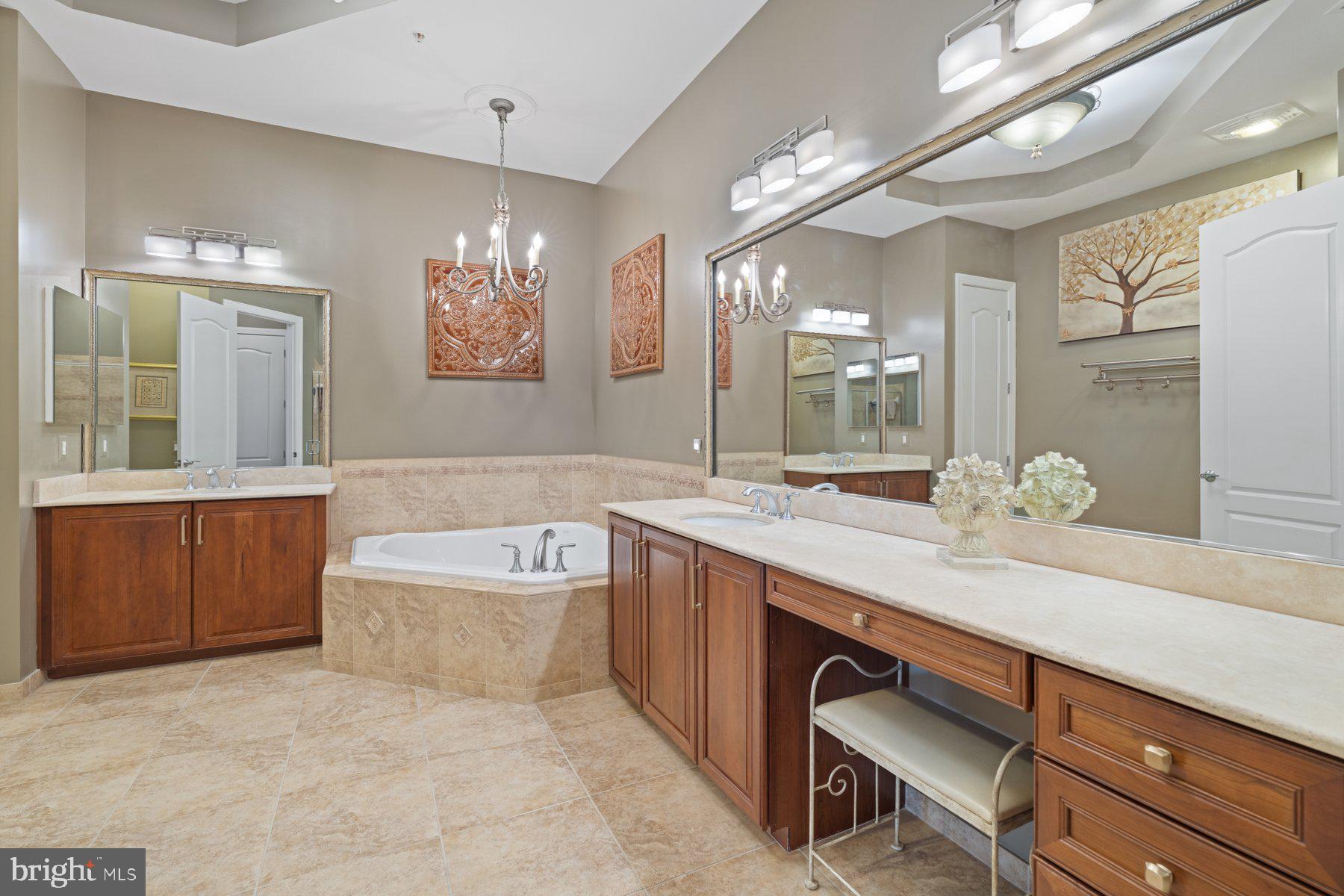 GRANDVIEW AT ANNAPOLIS TOWNE CENTRE - Residential