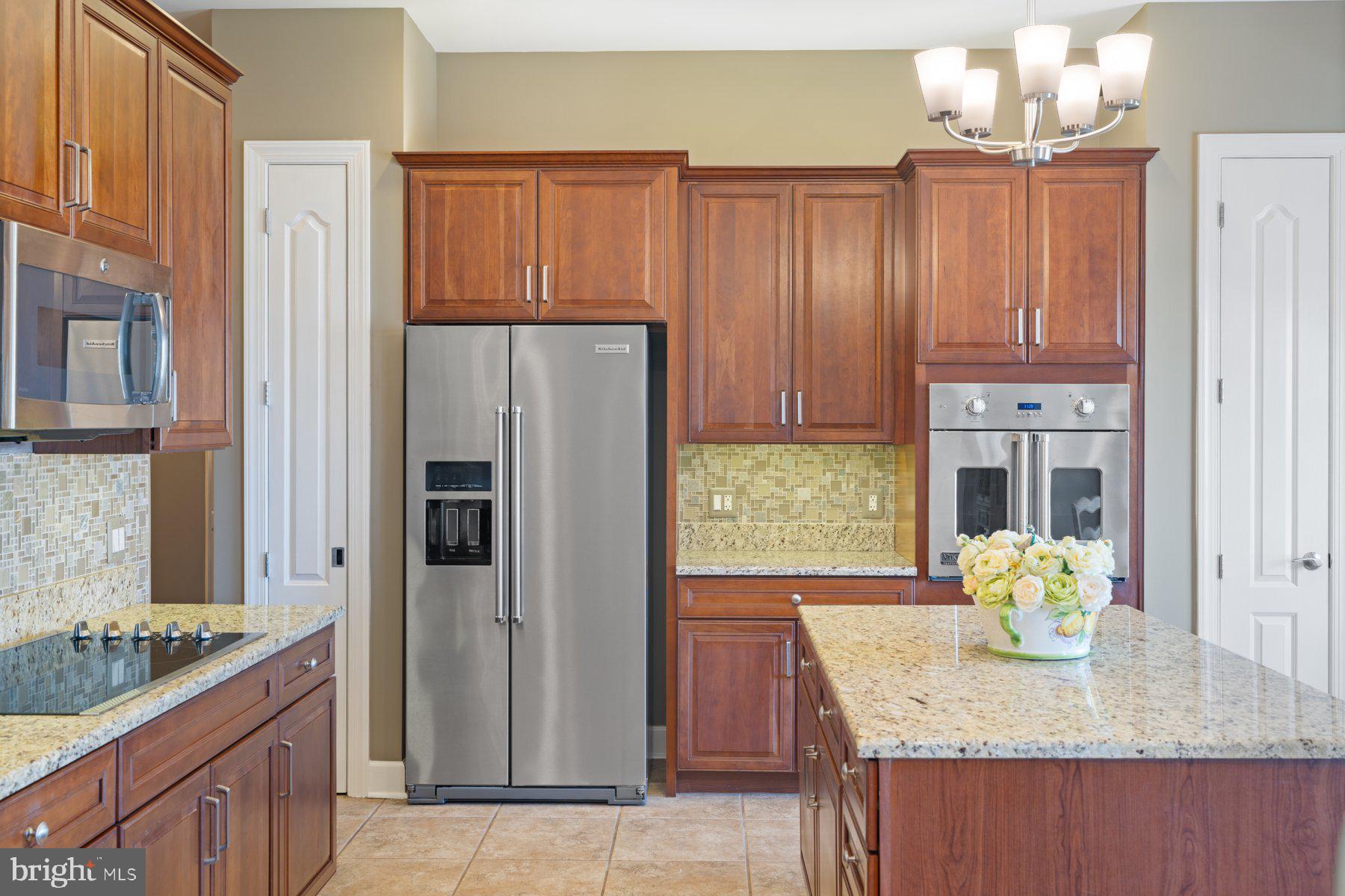 GRANDVIEW AT ANNAPOLIS TOWNE CENTRE - Residential