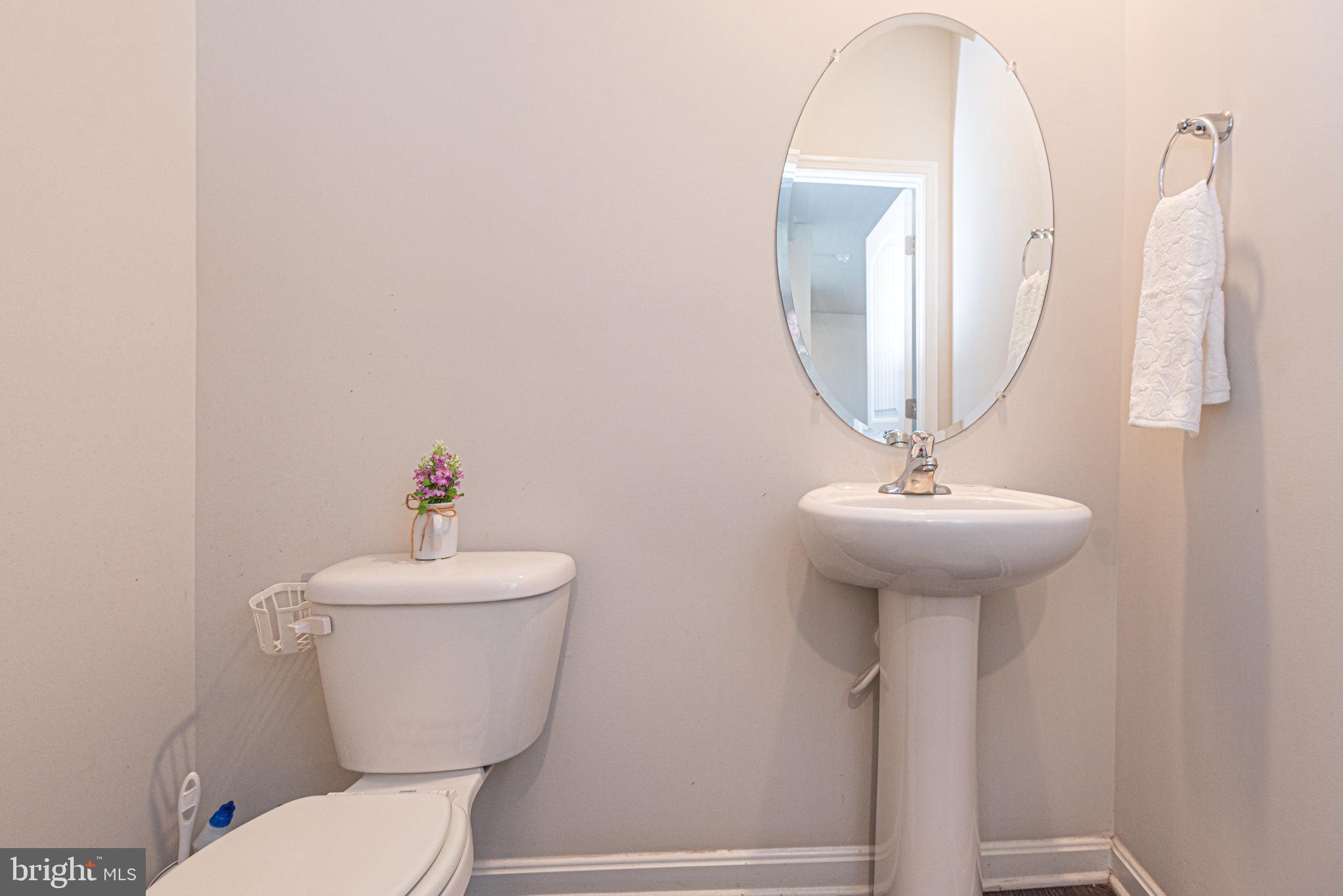 HUNTER'S CREST - Residential