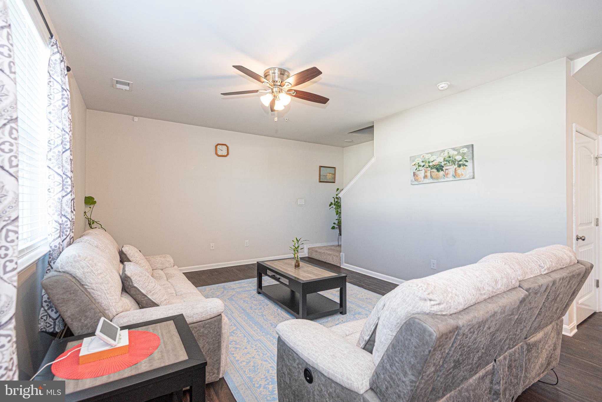 HUNTER'S CREST - Residential