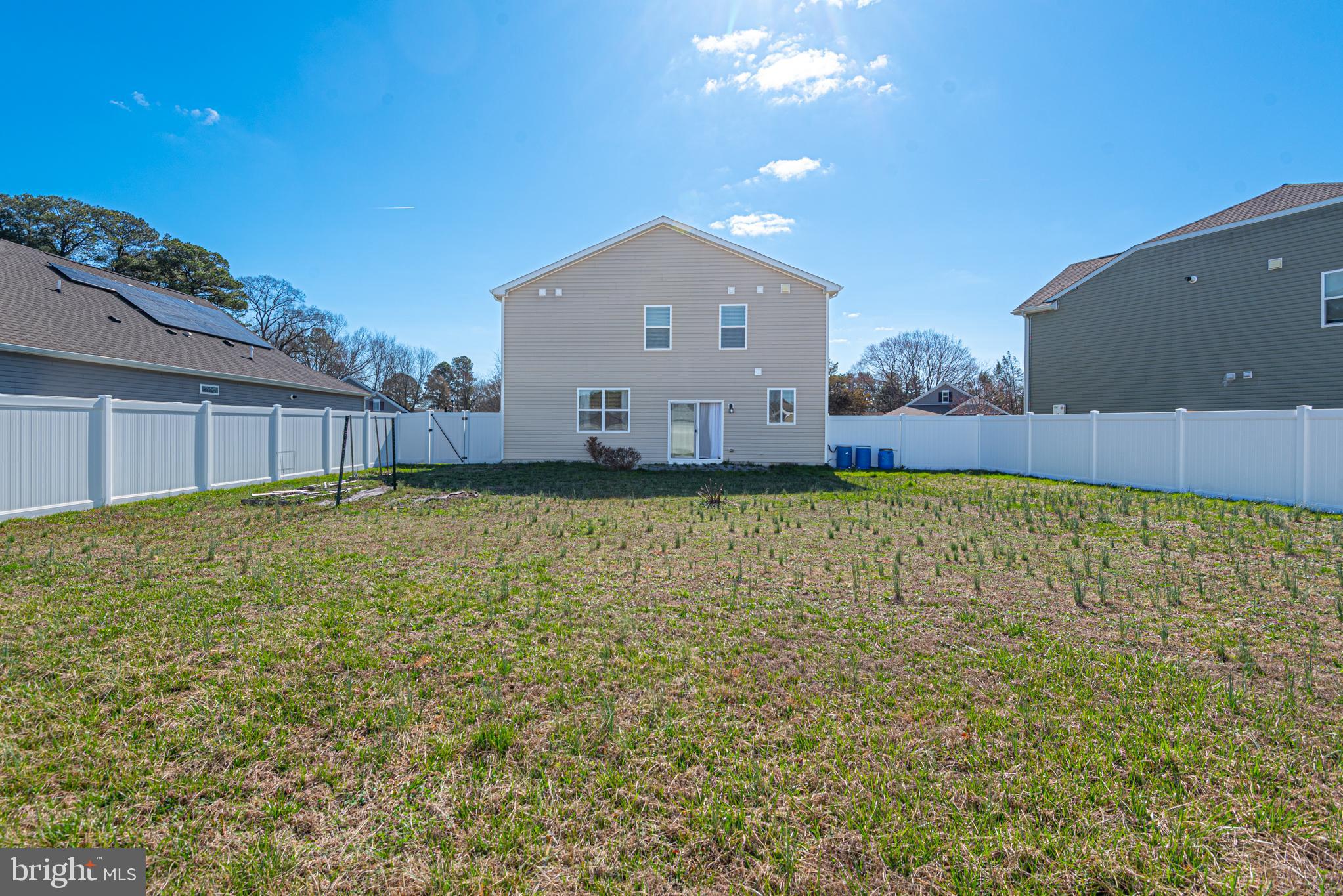 HUNTER'S CREST - Residential