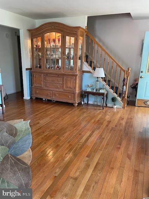 PINE KNOLL - Residential