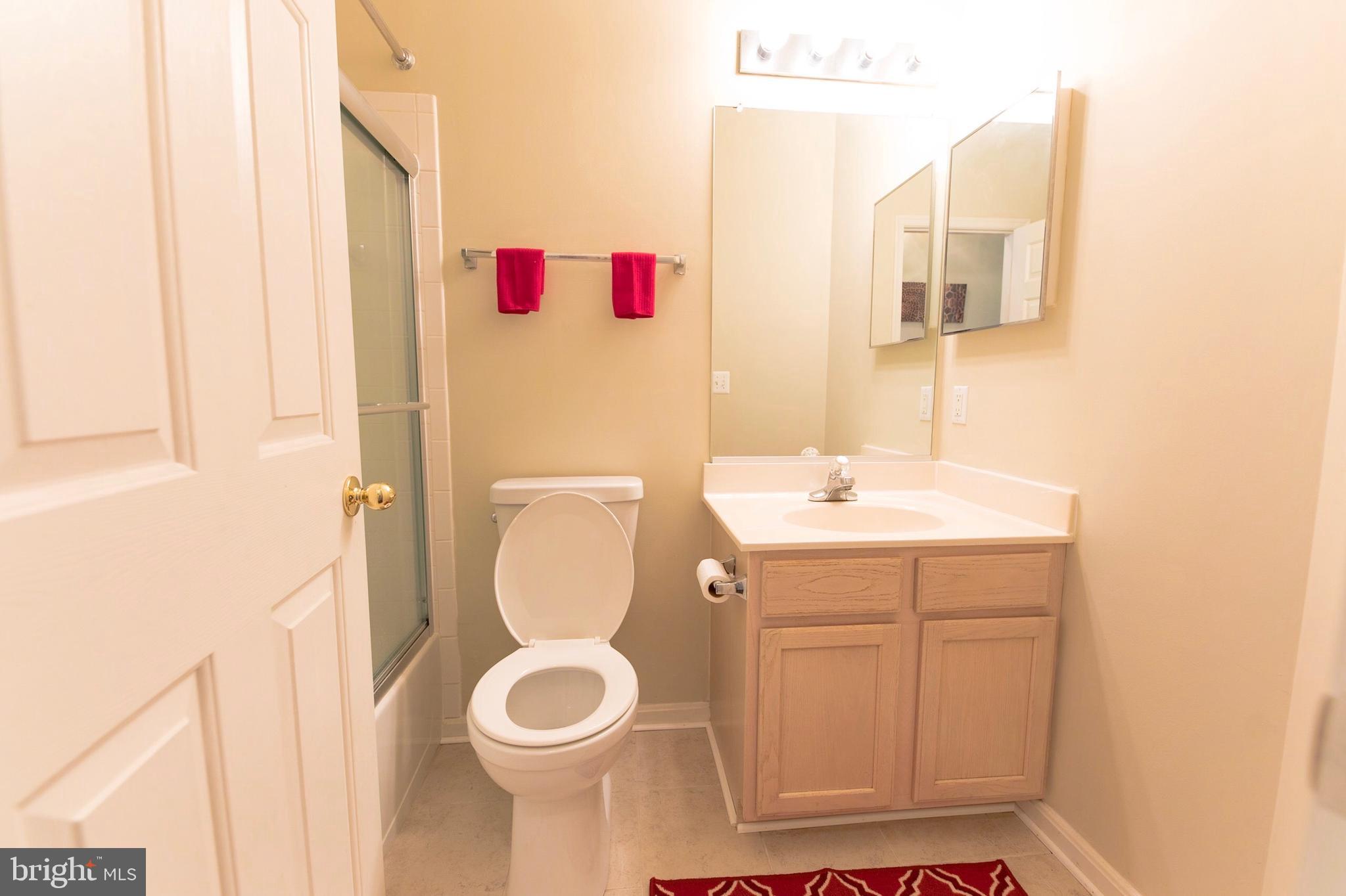 HOLLINGTON - Residential