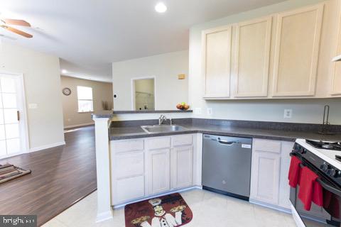 HOLLINGTON - Residential