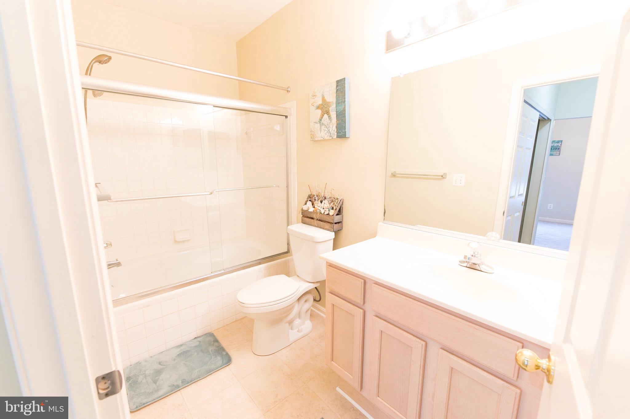 HOLLINGTON - Residential