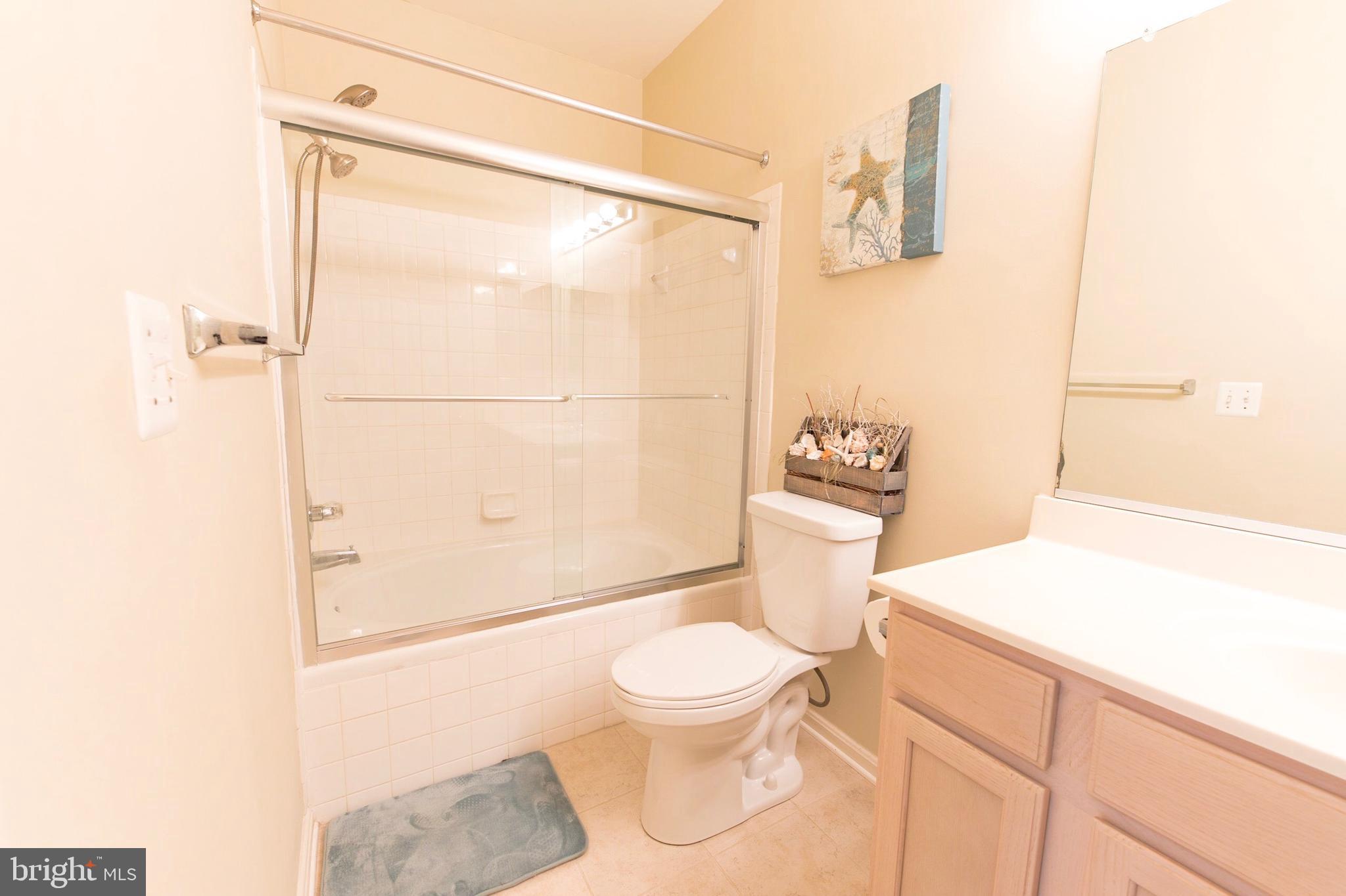 HOLLINGTON - Residential