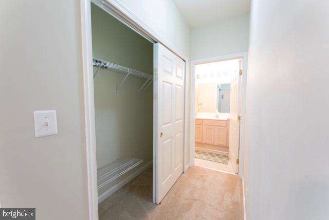 HOLLINGTON - Residential