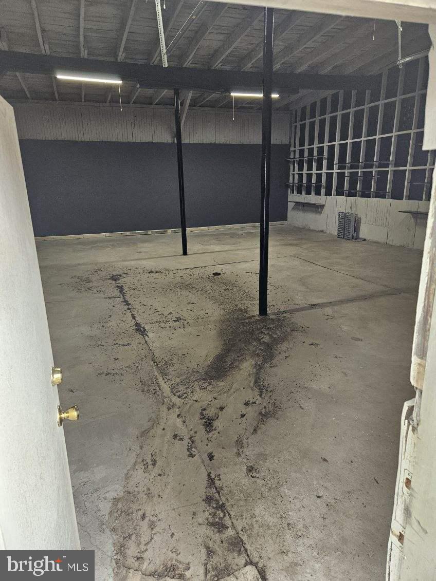 24 S EVANS STREET GARAGE ONLY