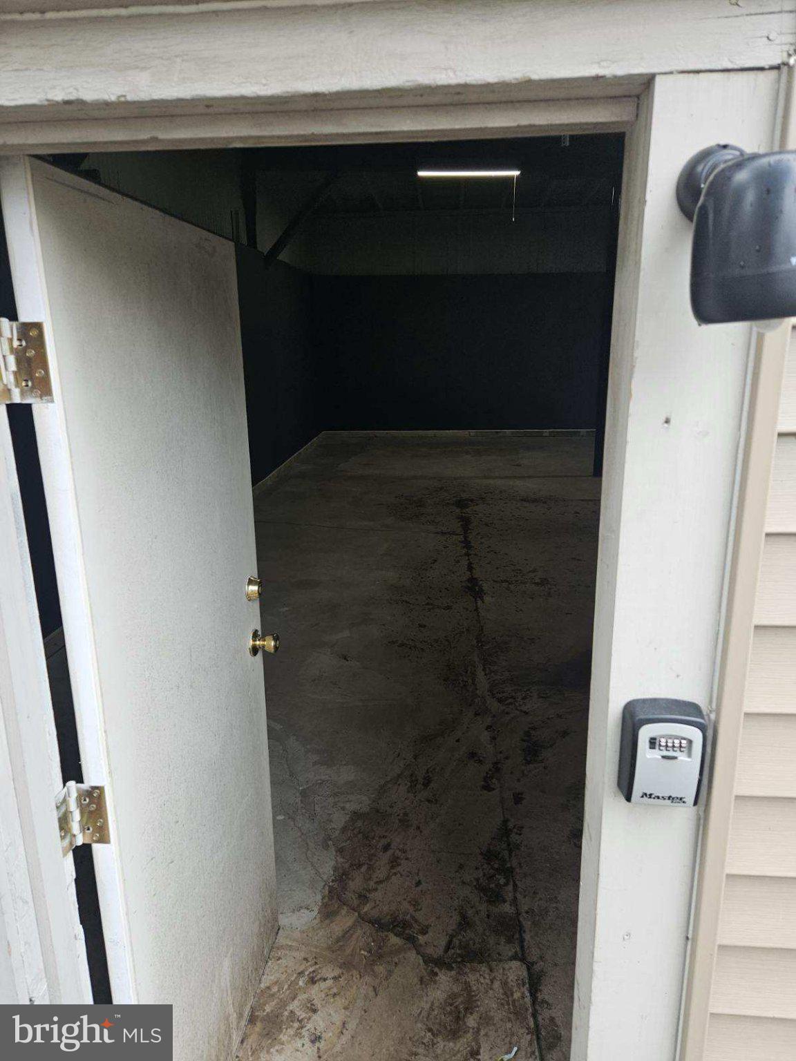 24 S EVANS STREET GARAGE ONLY