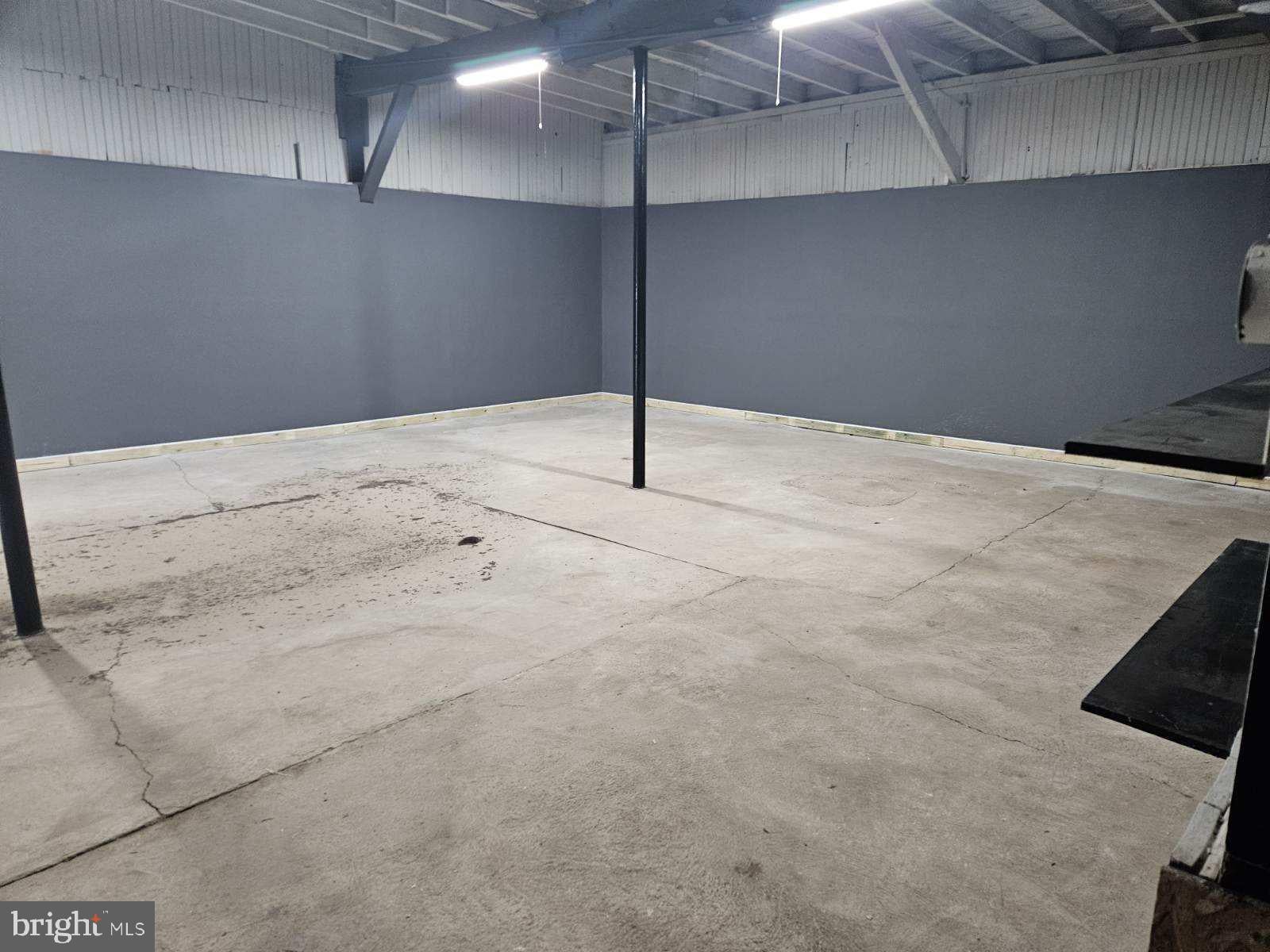 24 S EVANS STREET GARAGE ONLY