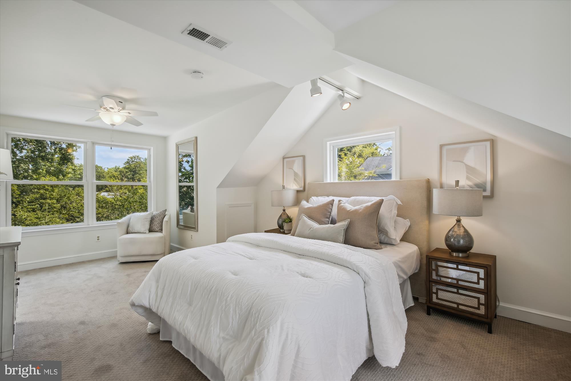 GREENWAY DOWNS - Residential