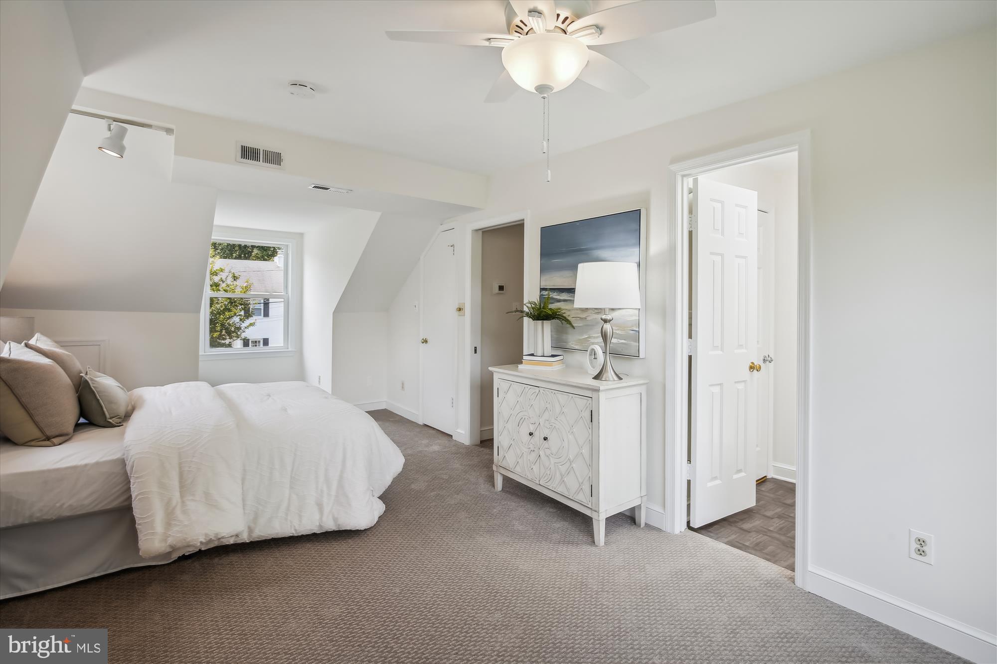 GREENWAY DOWNS - Residential