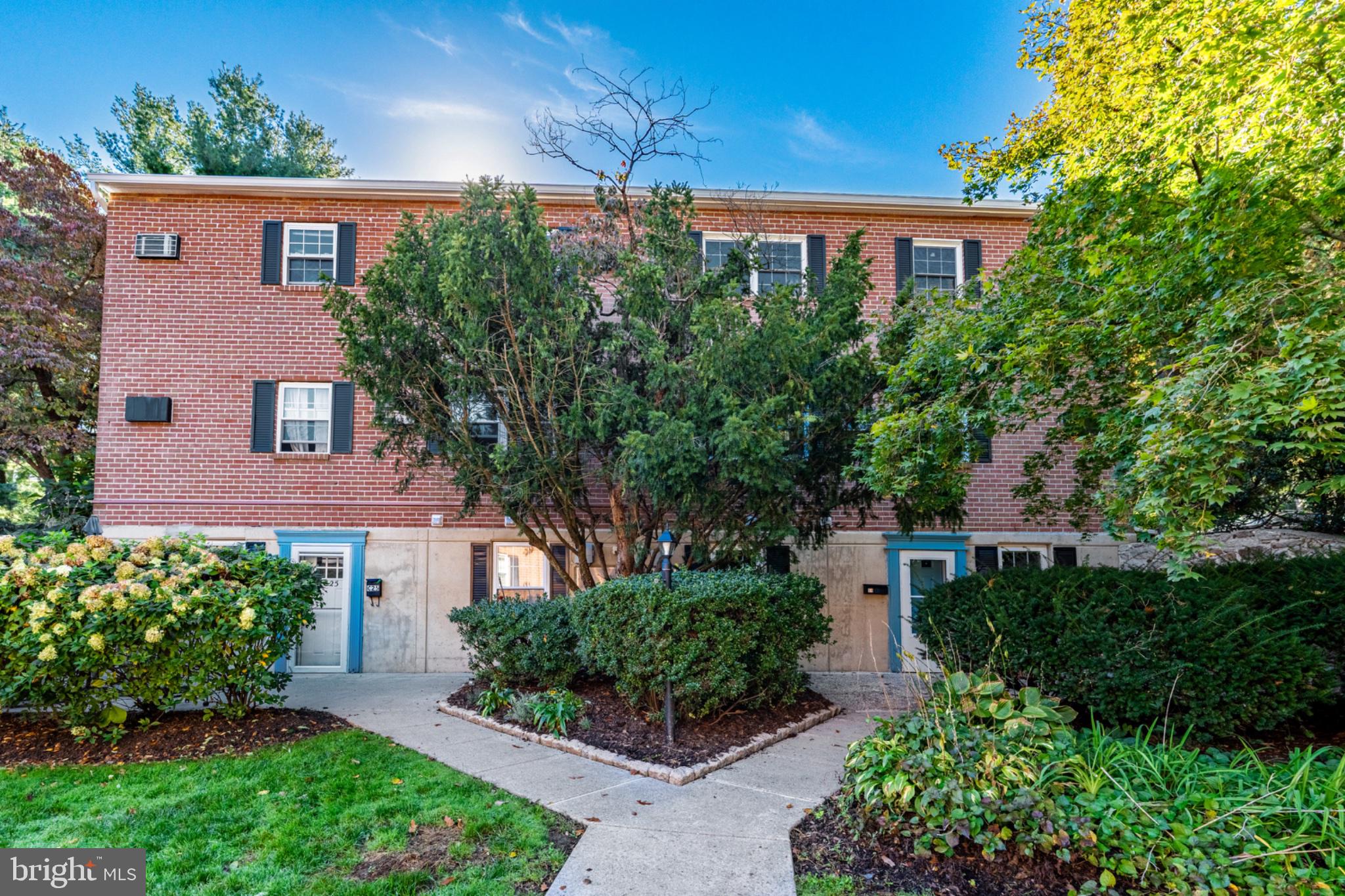 207 WALNUT HILL ROAD C1