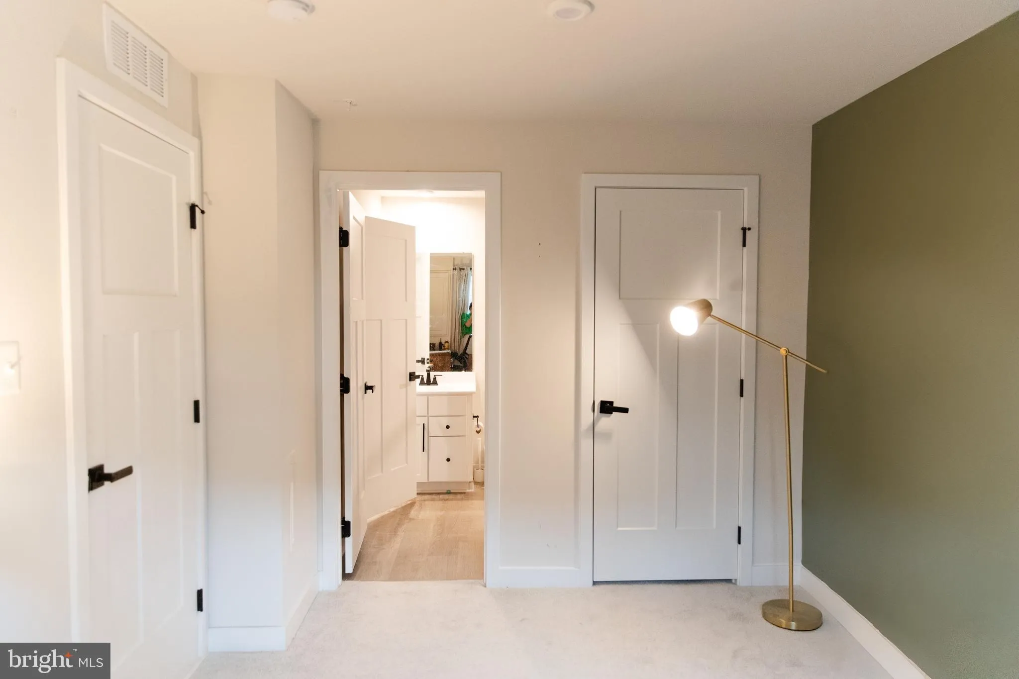 New Market, Maryland 21774, United States, 5 Bedrooms Bedrooms, ,5 BathroomsBathrooms,Residential,Active,131217