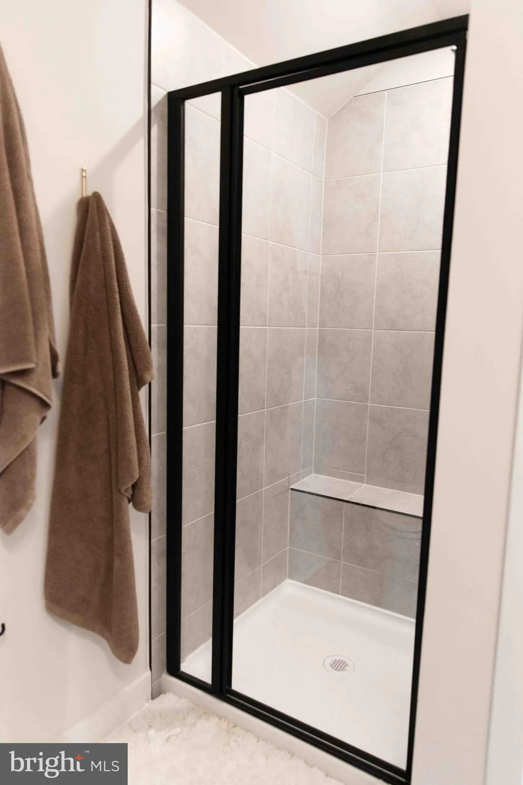 New Market, Maryland 21774, United States, 5 Bedrooms Bedrooms, ,5 BathroomsBathrooms,Residential,Active,131217