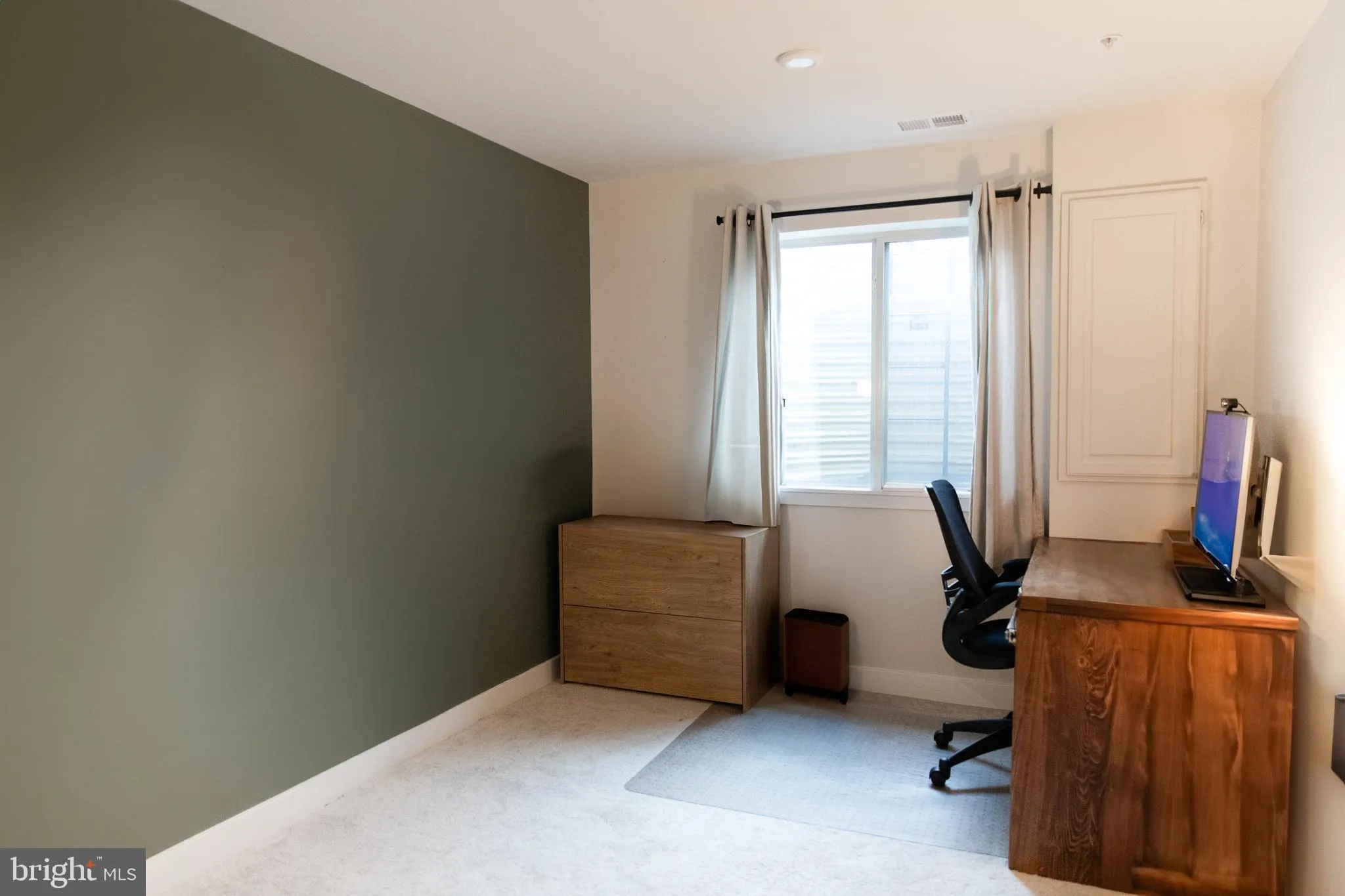 New Market, Maryland 21774, United States, 5 Bedrooms Bedrooms, ,5 BathroomsBathrooms,Residential,Active,131217