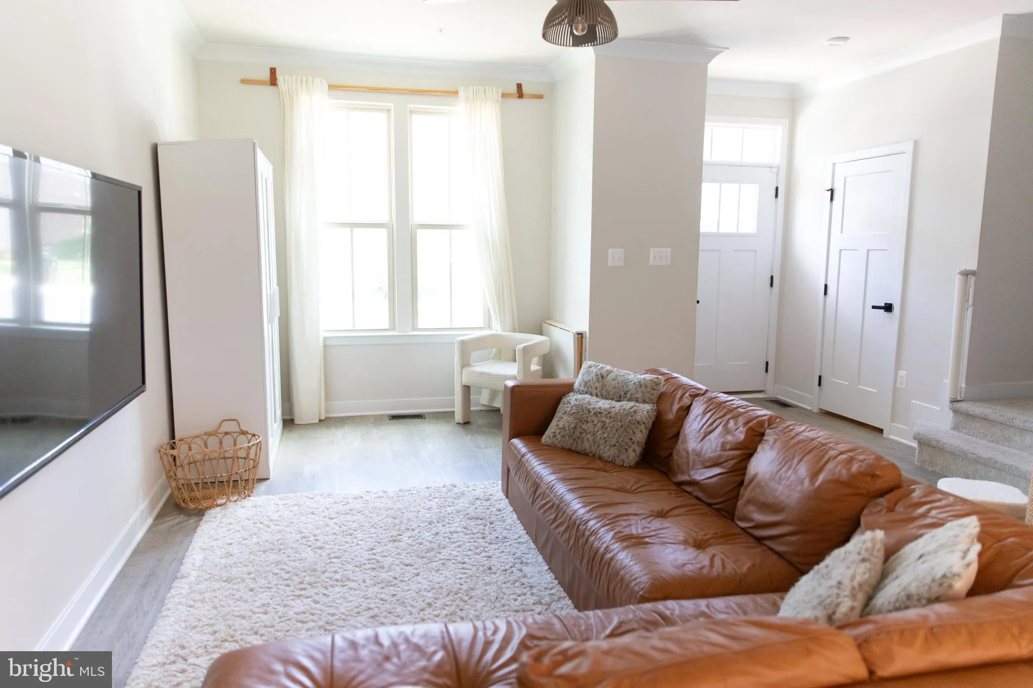 New Market, Maryland 21774, United States, 5 Bedrooms Bedrooms, ,5 BathroomsBathrooms,Residential,Active,131217