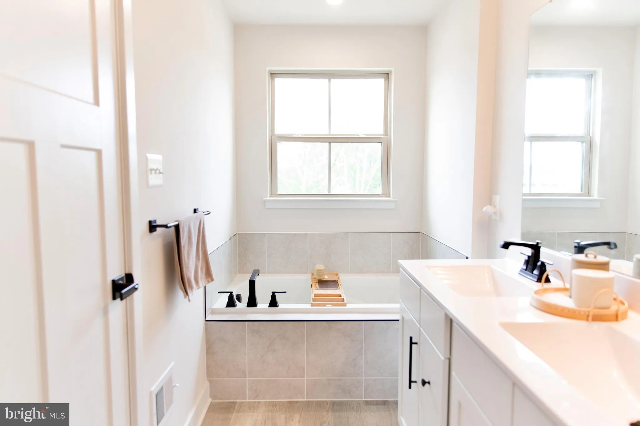 New Market, Maryland 21774, United States, 5 Bedrooms Bedrooms, ,5 BathroomsBathrooms,Residential,Active,131217