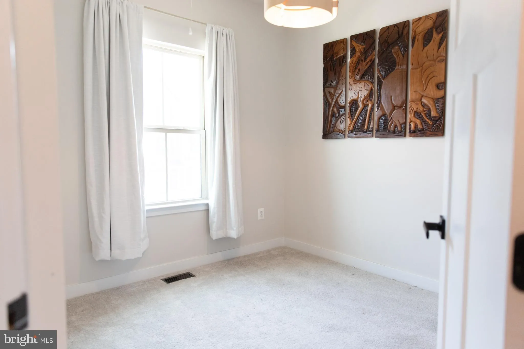 New Market, Maryland 21774, United States, 5 Bedrooms Bedrooms, ,5 BathroomsBathrooms,Residential,Active,131217