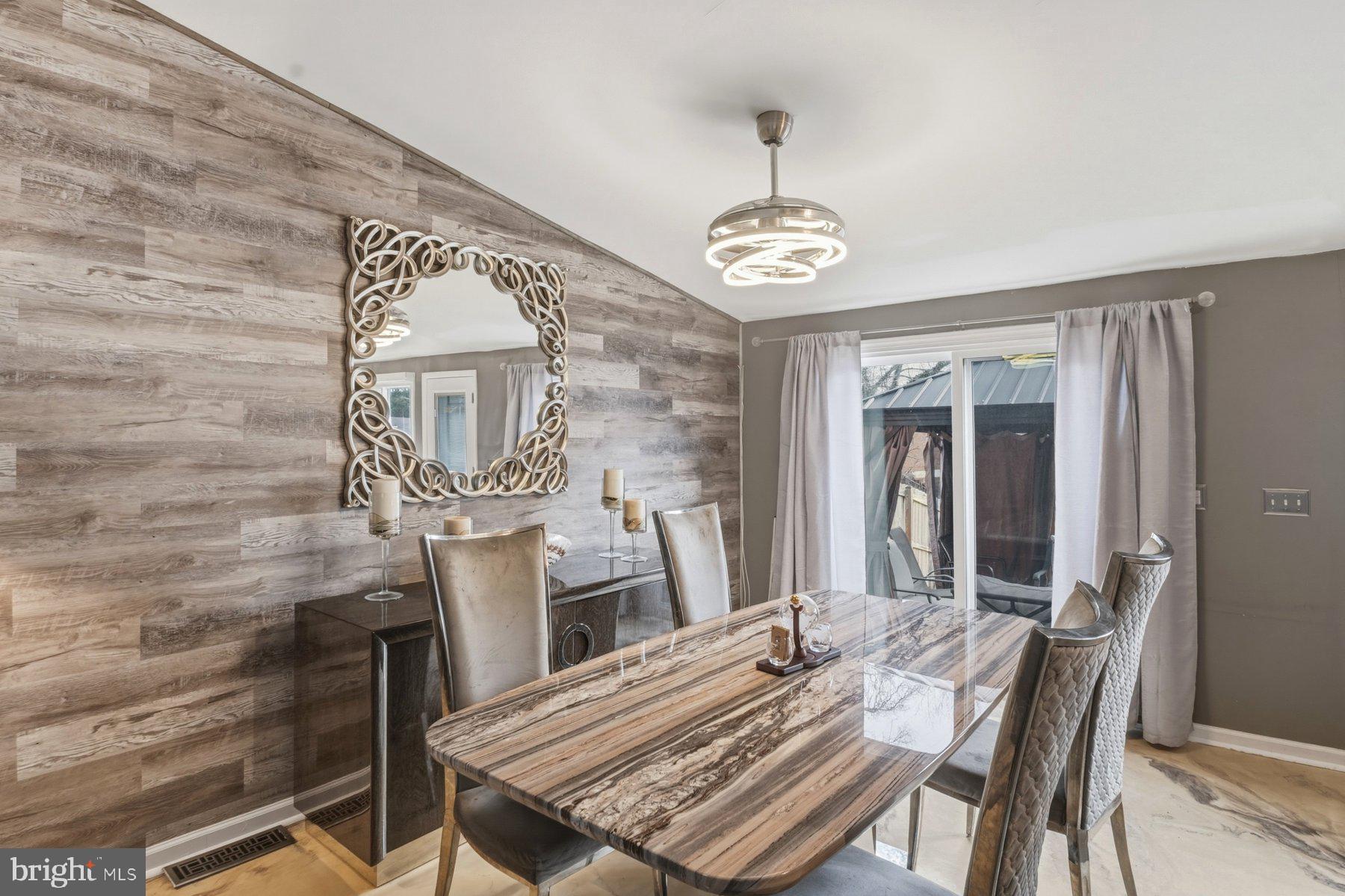 SCOTTS HILL - Residential