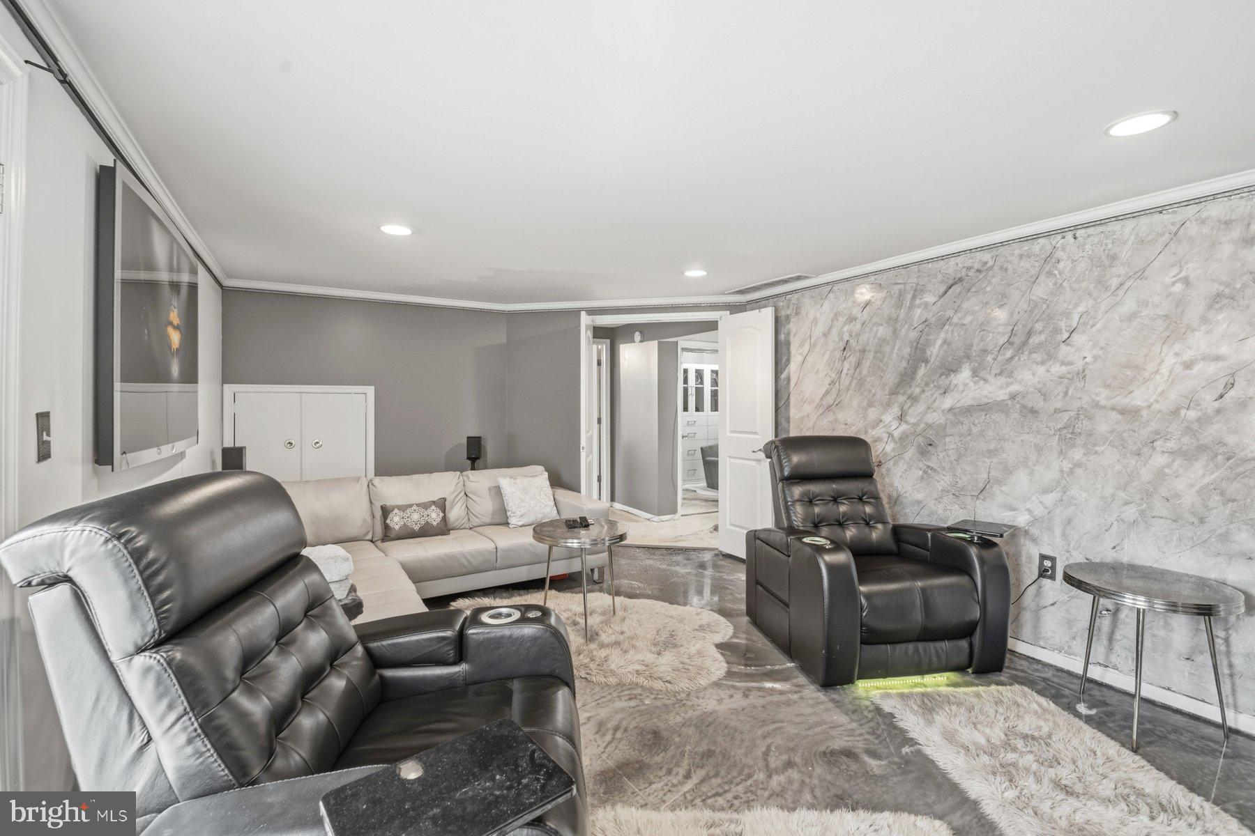 SCOTTS HILL - Residential