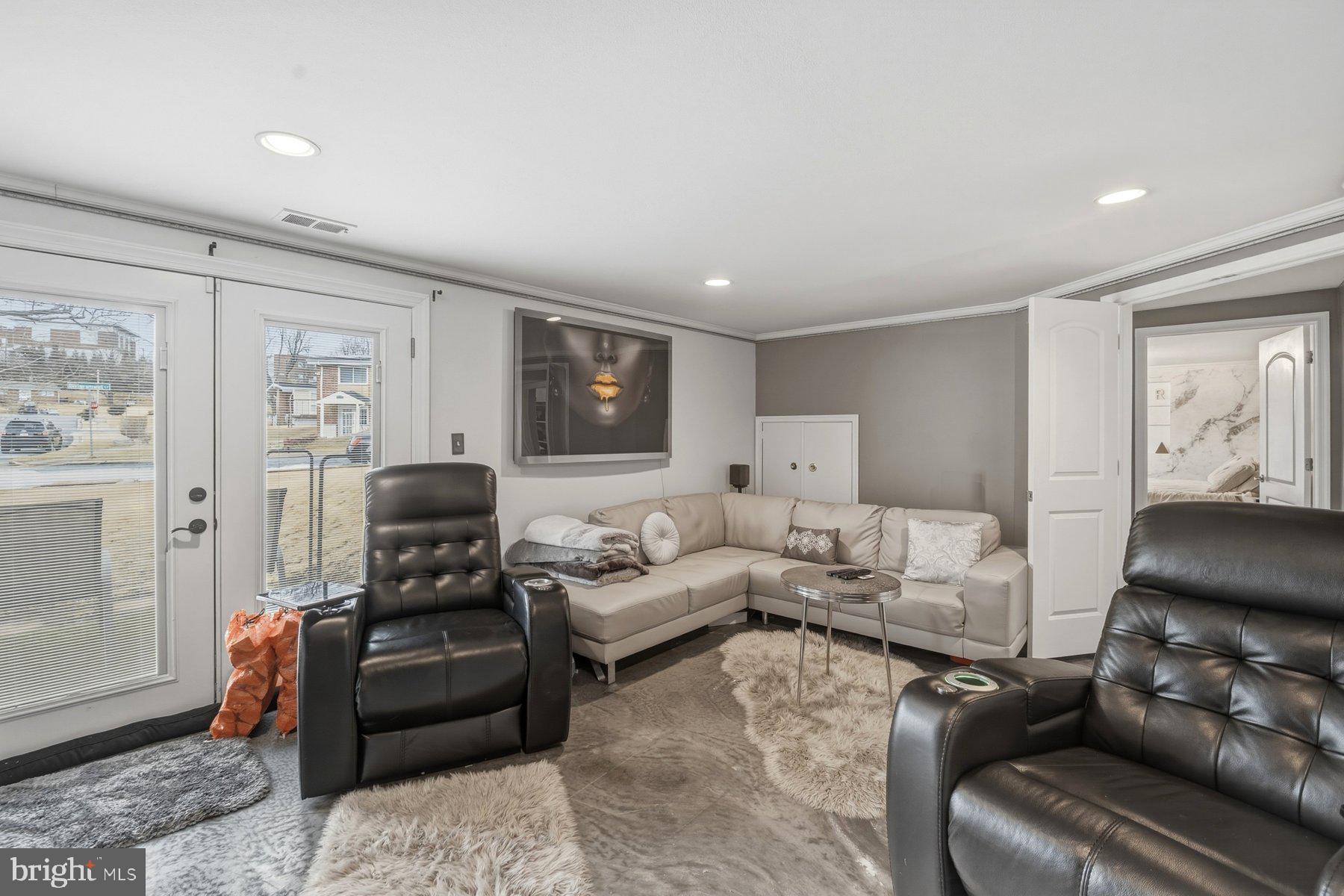 SCOTTS HILL - Residential