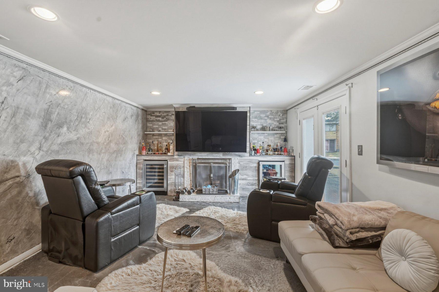 SCOTTS HILL - Residential