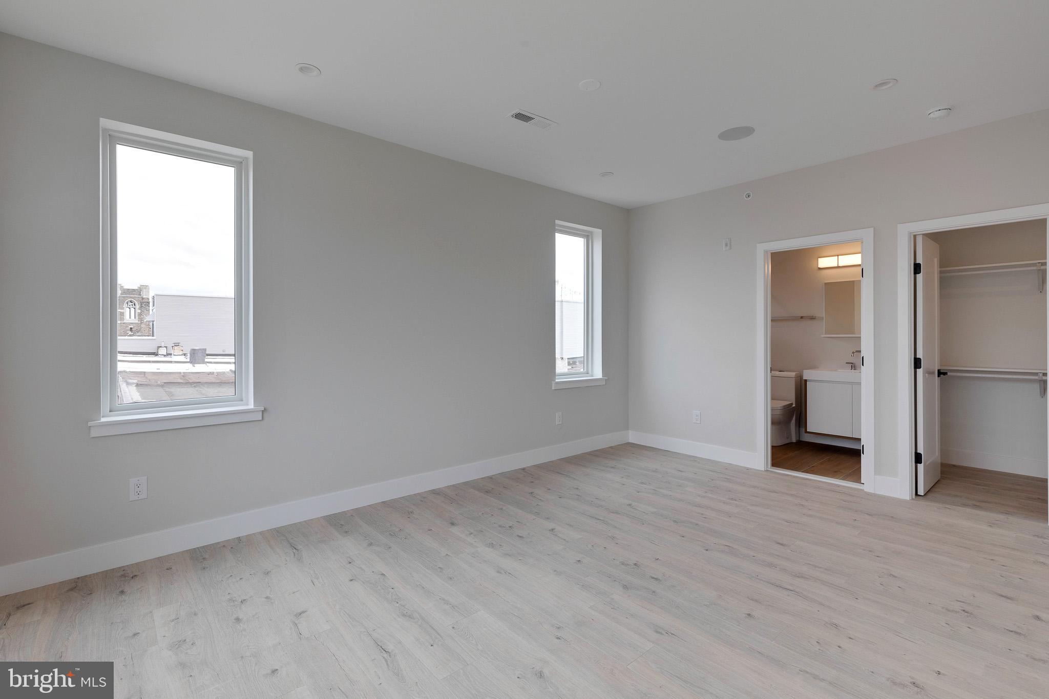 POINT BREEZE - Residential Lease