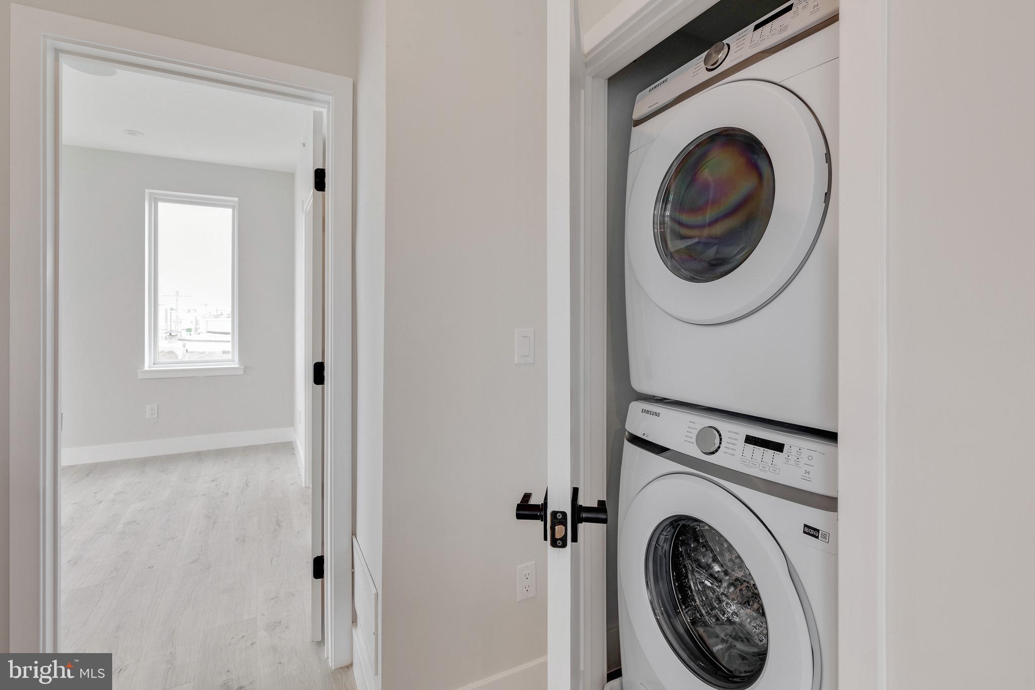 POINT BREEZE - Residential Lease